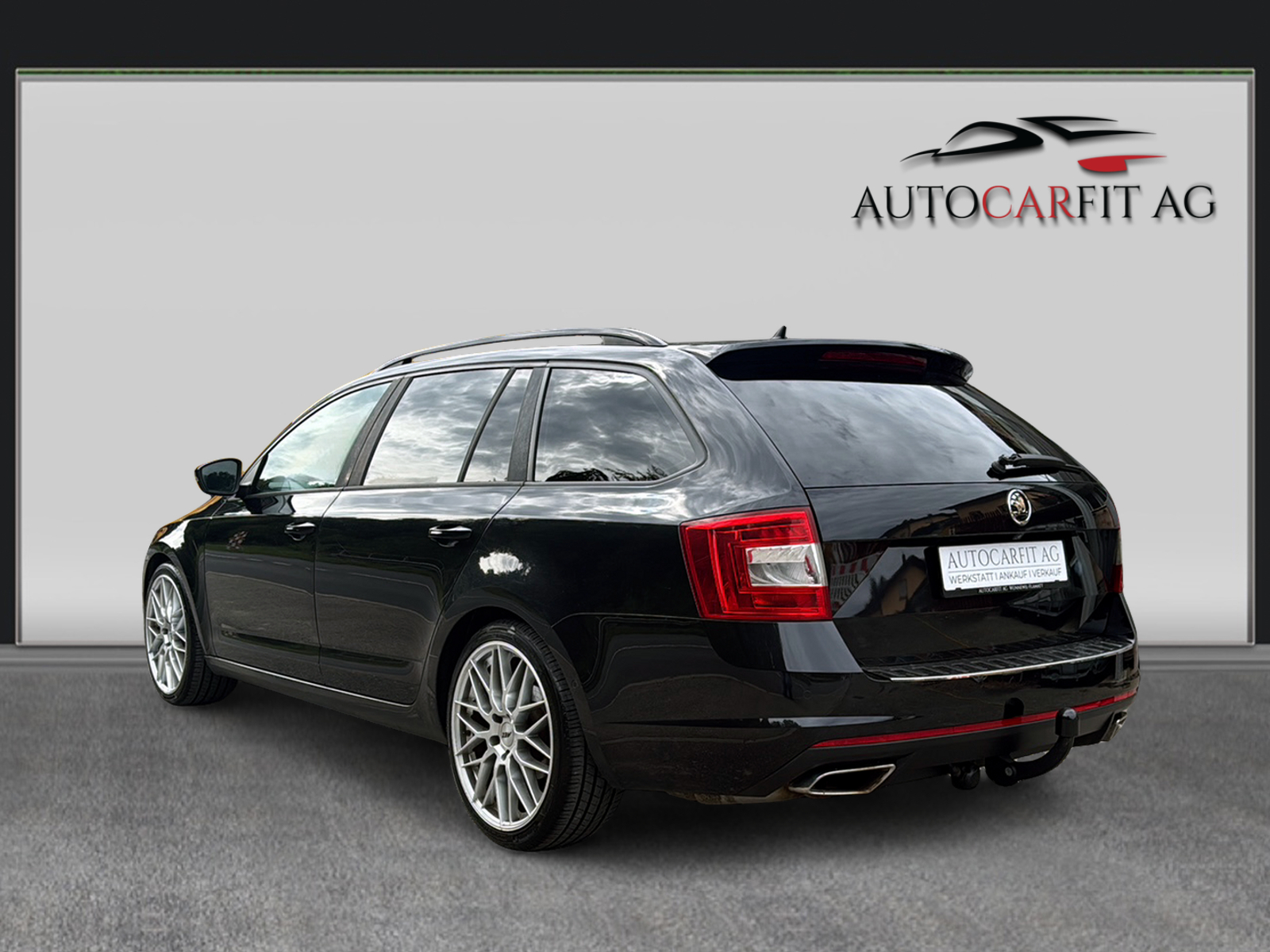 SKODA Octavia Combi 2.0 TDI RS 4x4 DSG-image-3