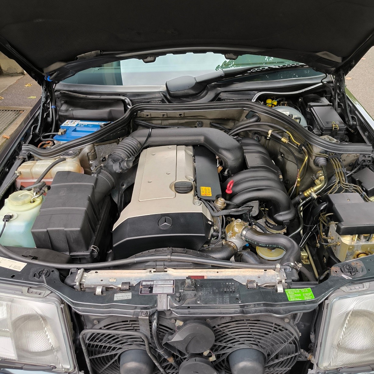MERCEDES-BENZ Mercedes-Benz W124 E280 Mopf 2-image-13