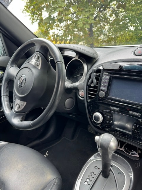 NISSAN JUKE-image-2