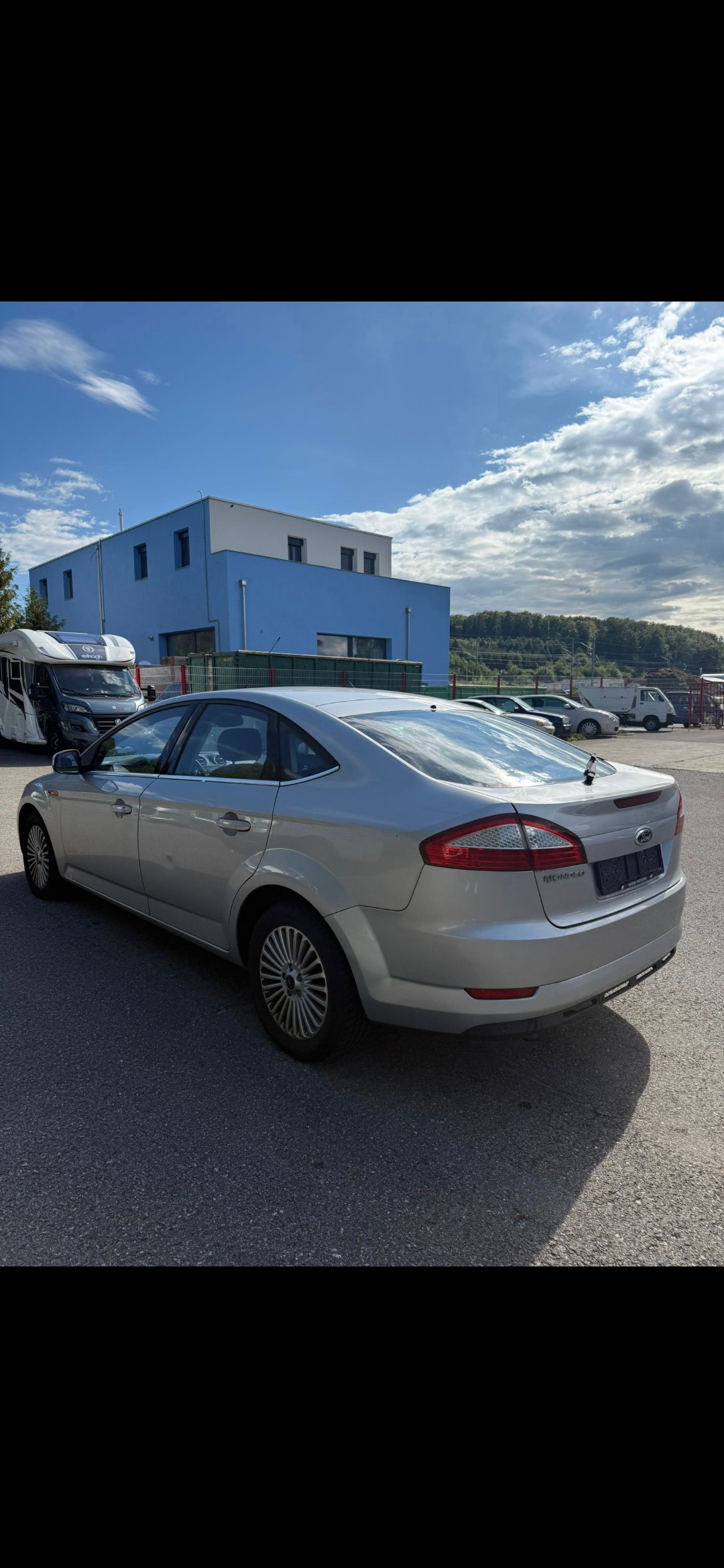 FORD Mondeo 2.3i 16V Titanium Automatic-image-1