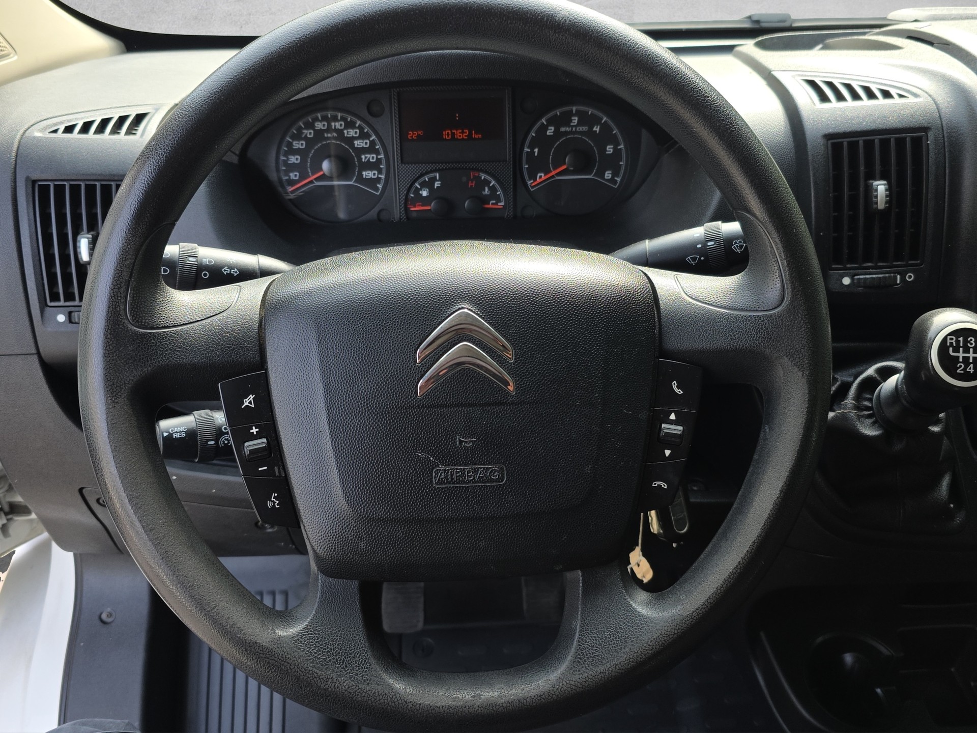 CITROEN Jumper 30 2.0 BlueHDi 130 S&S Confort L1H1-image-8