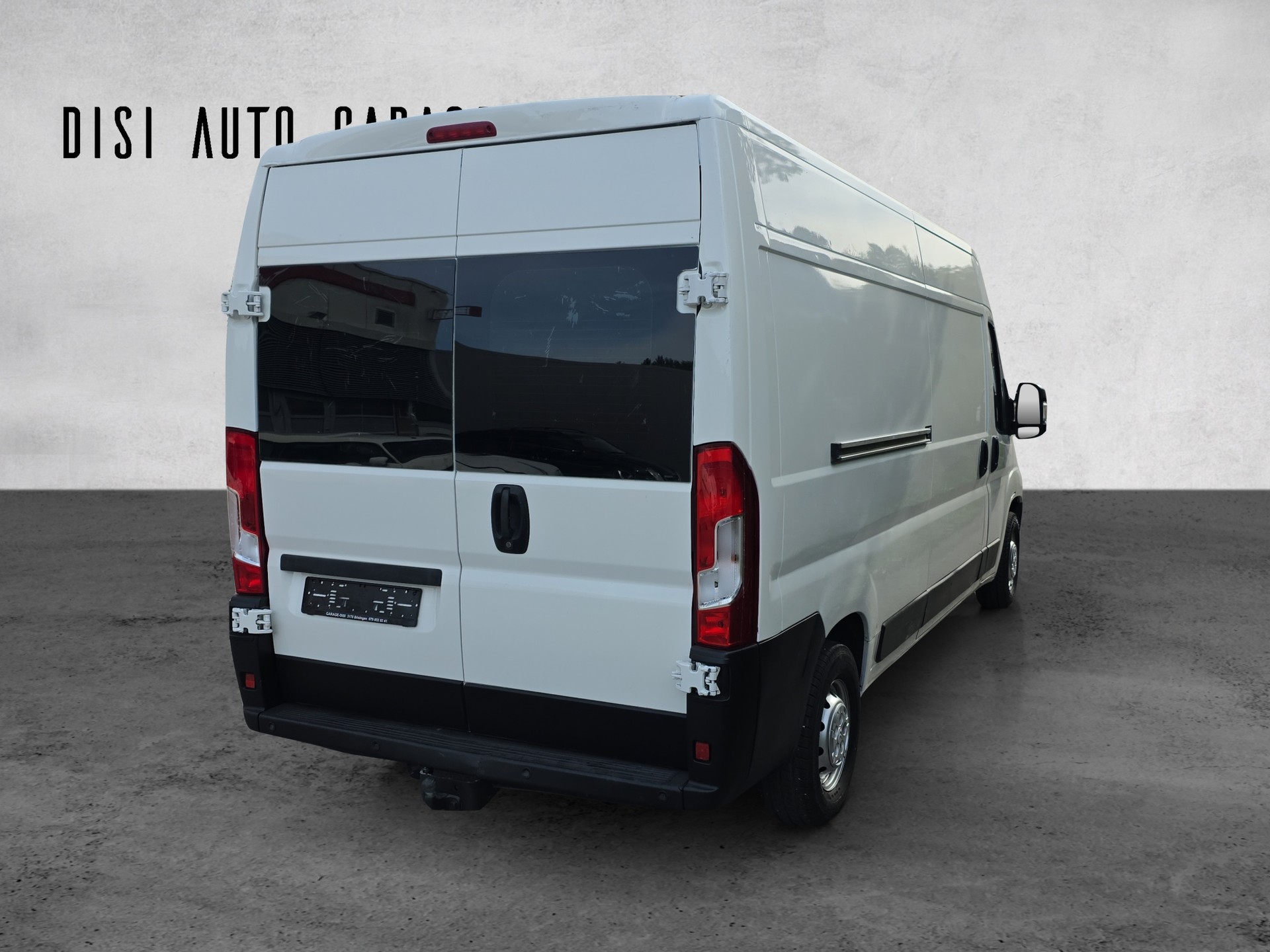 CITROEN Jumper 30 2.0 BlueHDi 130 S&S Confort L1H1-image-14