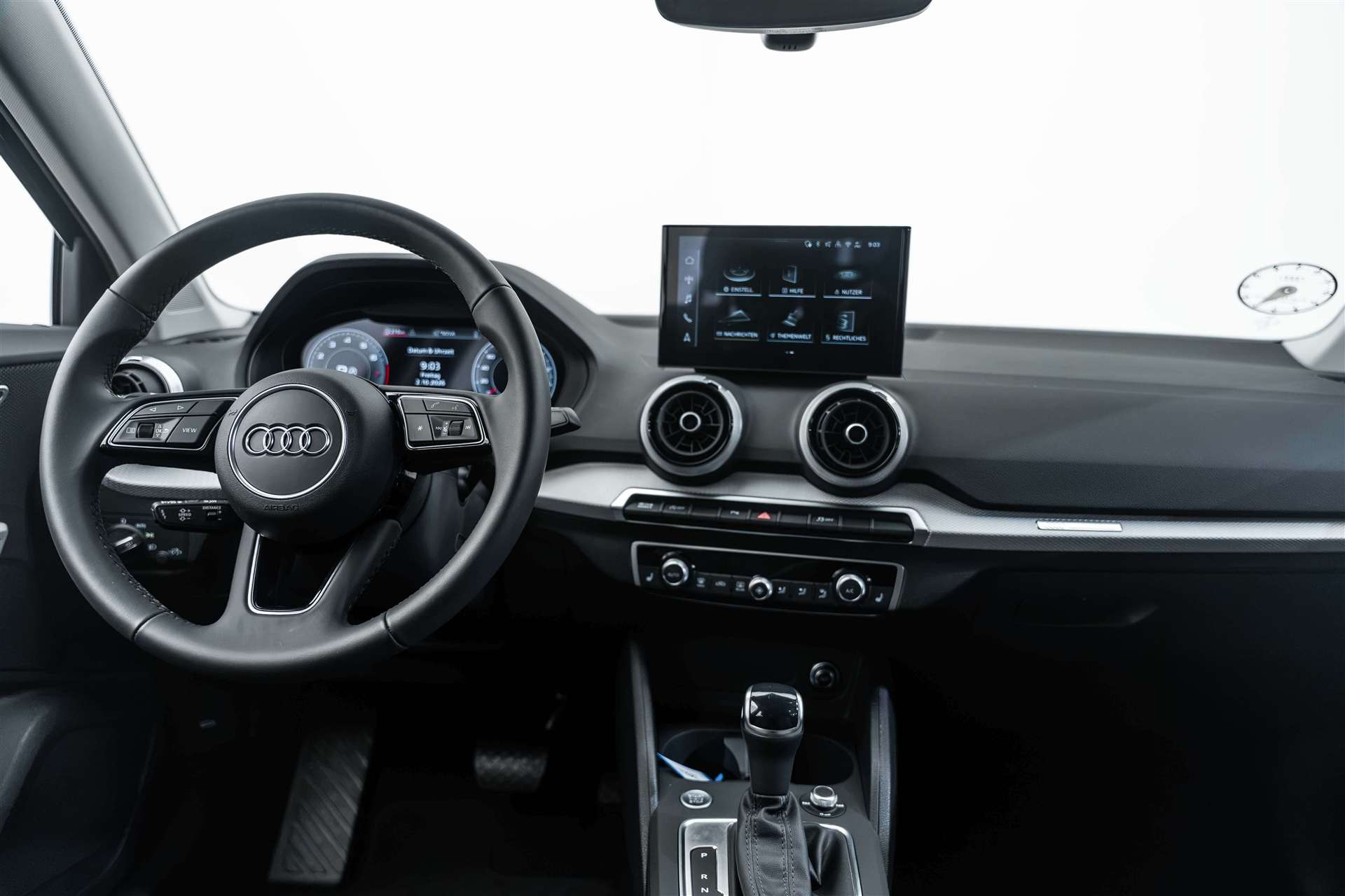 AUDI AUDI Q2 35 TFSi S-Line S-Tronic Automat-image-9
