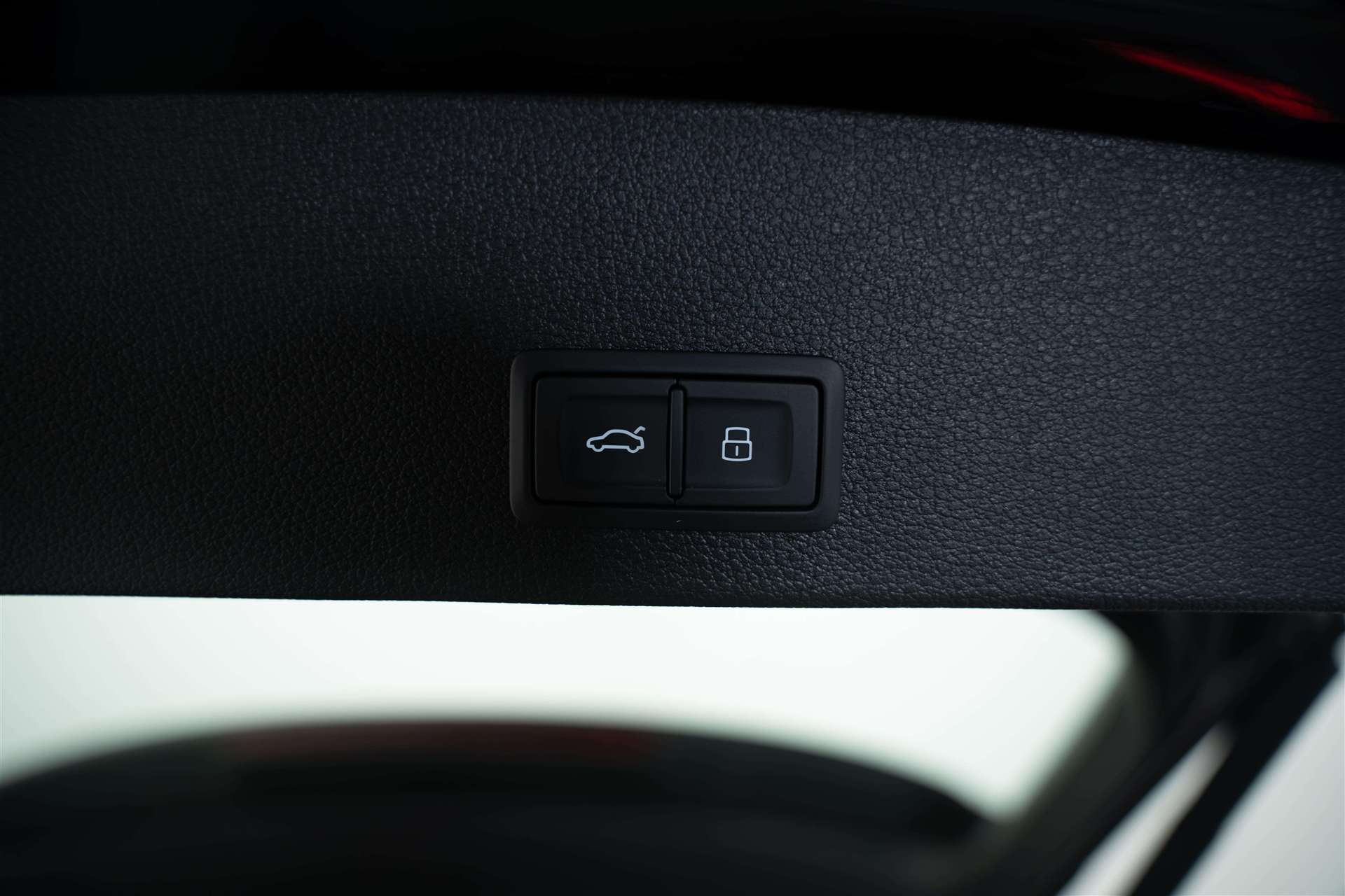 AUDI AUDI Q2 35 TFSi S-Line S-Tronic Automat-image-5