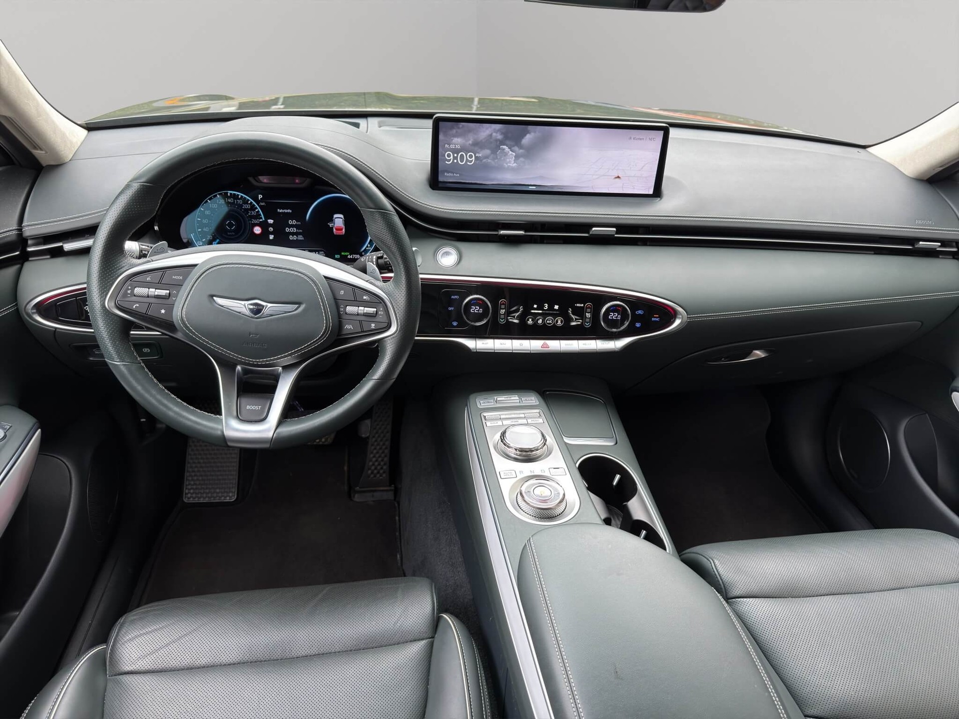 GENESIS GV70 Dual Motor Sport AWD-image-8