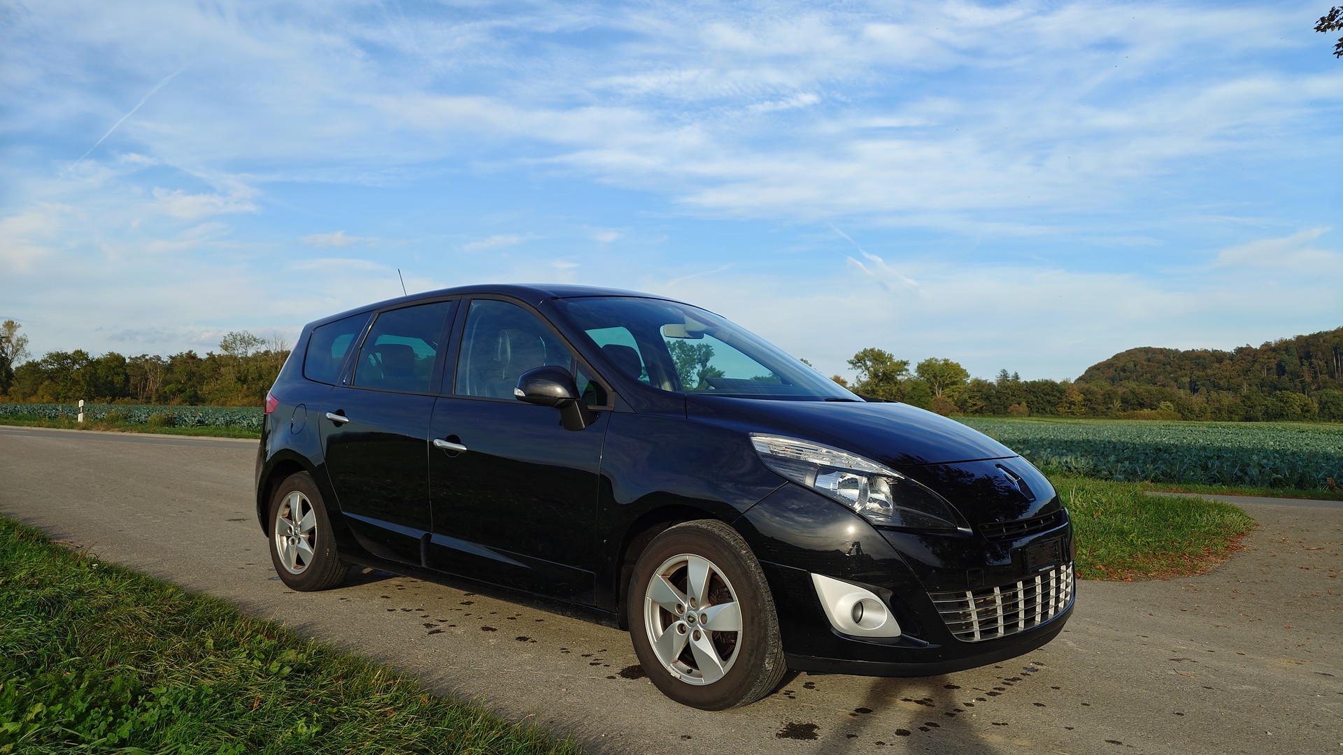 RENAULT Grand Scénic 1.4 16V Turbo Dynamique-image-8