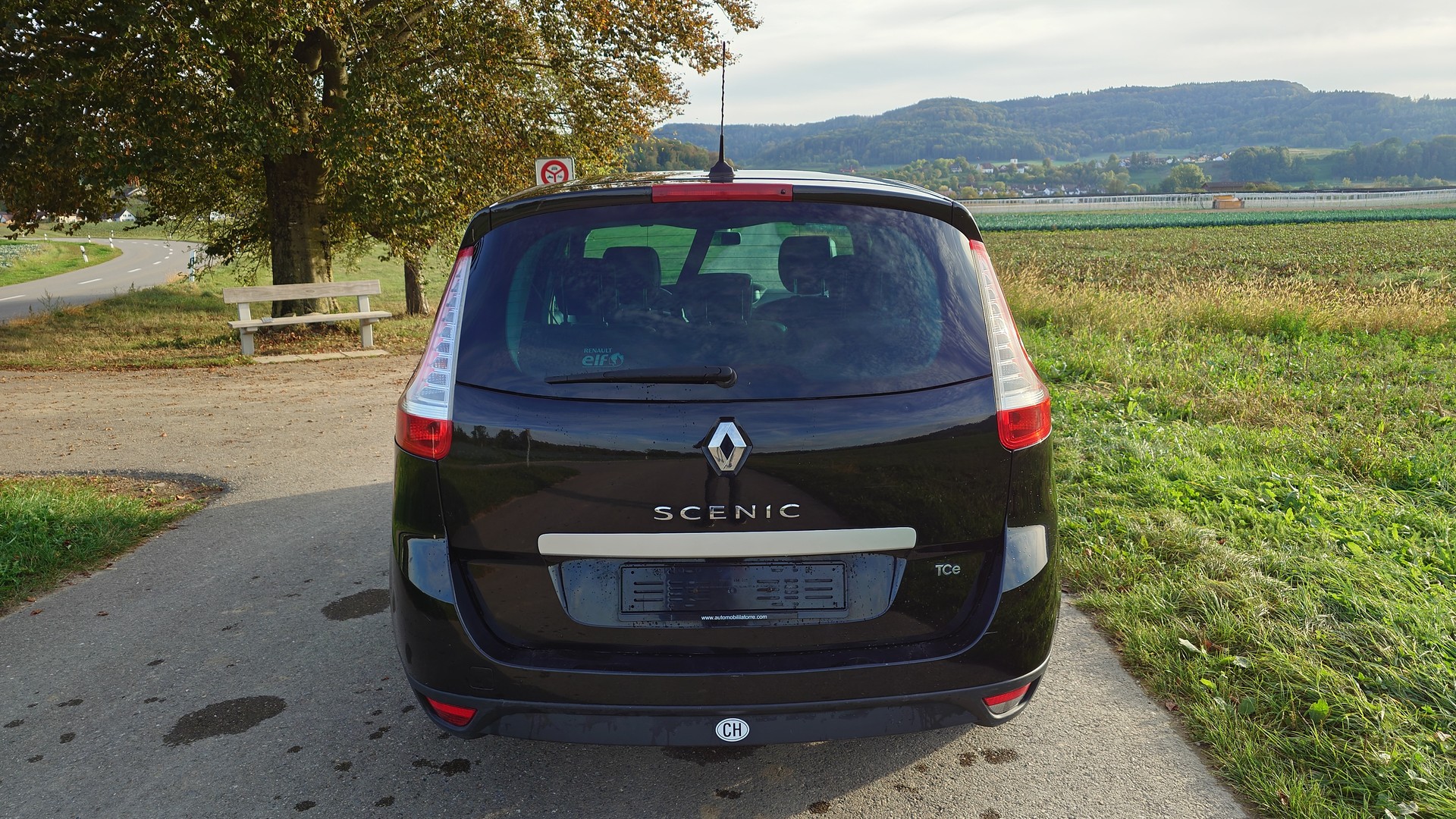 RENAULT Grand Scénic 1.4 16V Turbo Dynamique-image-3