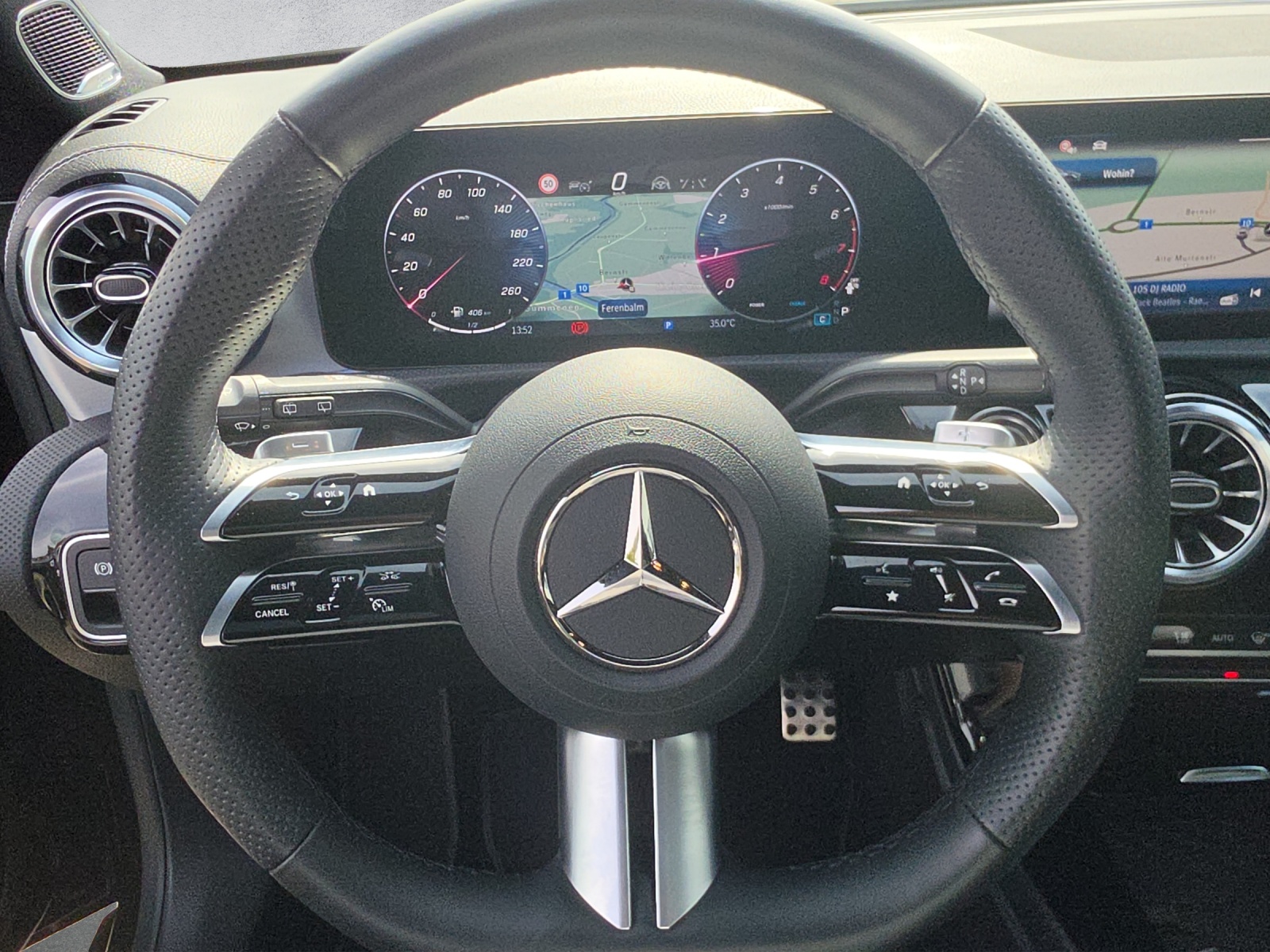 MERCEDES-BENZ CLA Shooting Brake 250 4Matic 8G-DCT-image-11