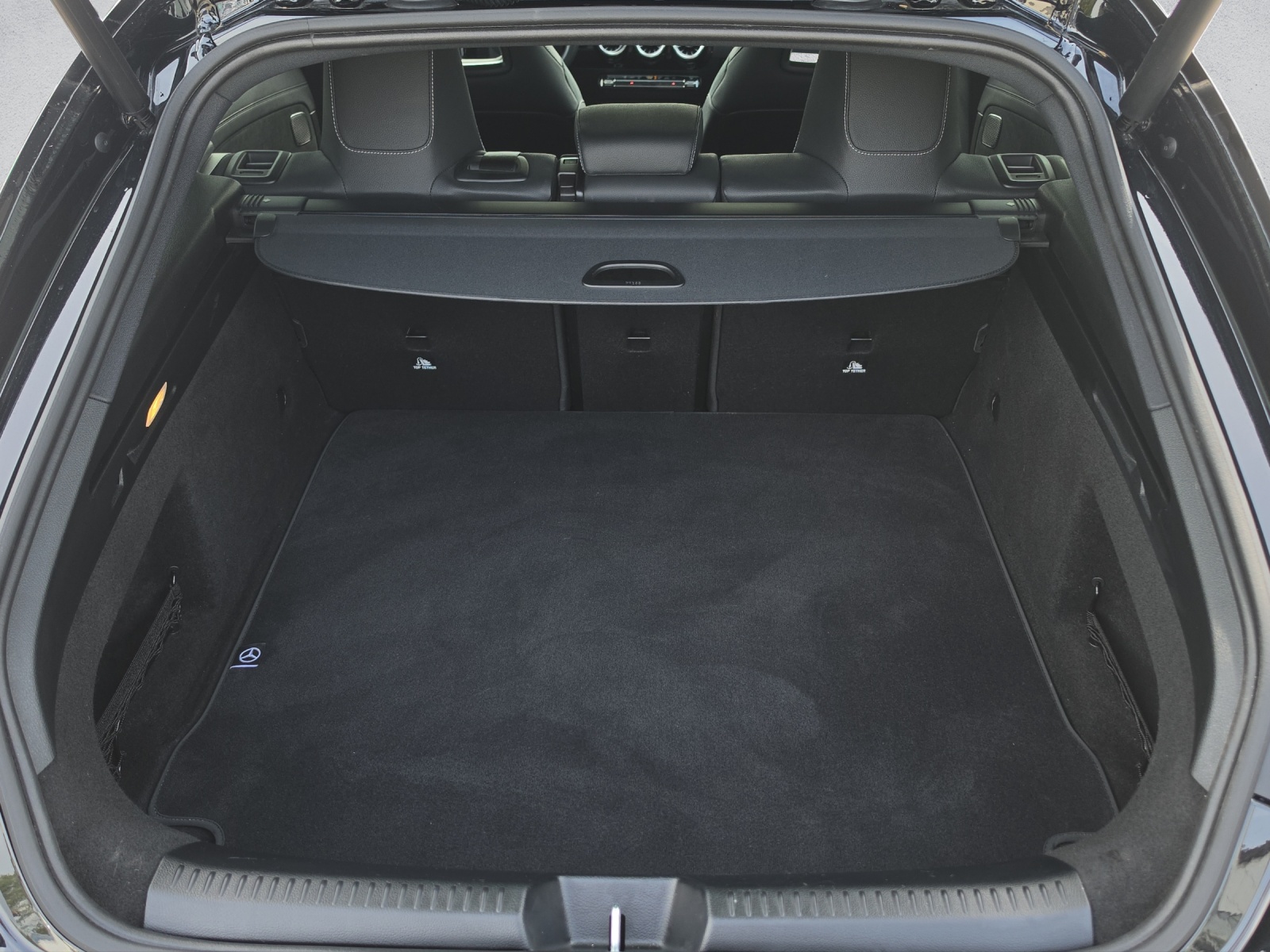 MERCEDES-BENZ CLA Shooting Brake 250 4Matic 8G-DCT-image-16