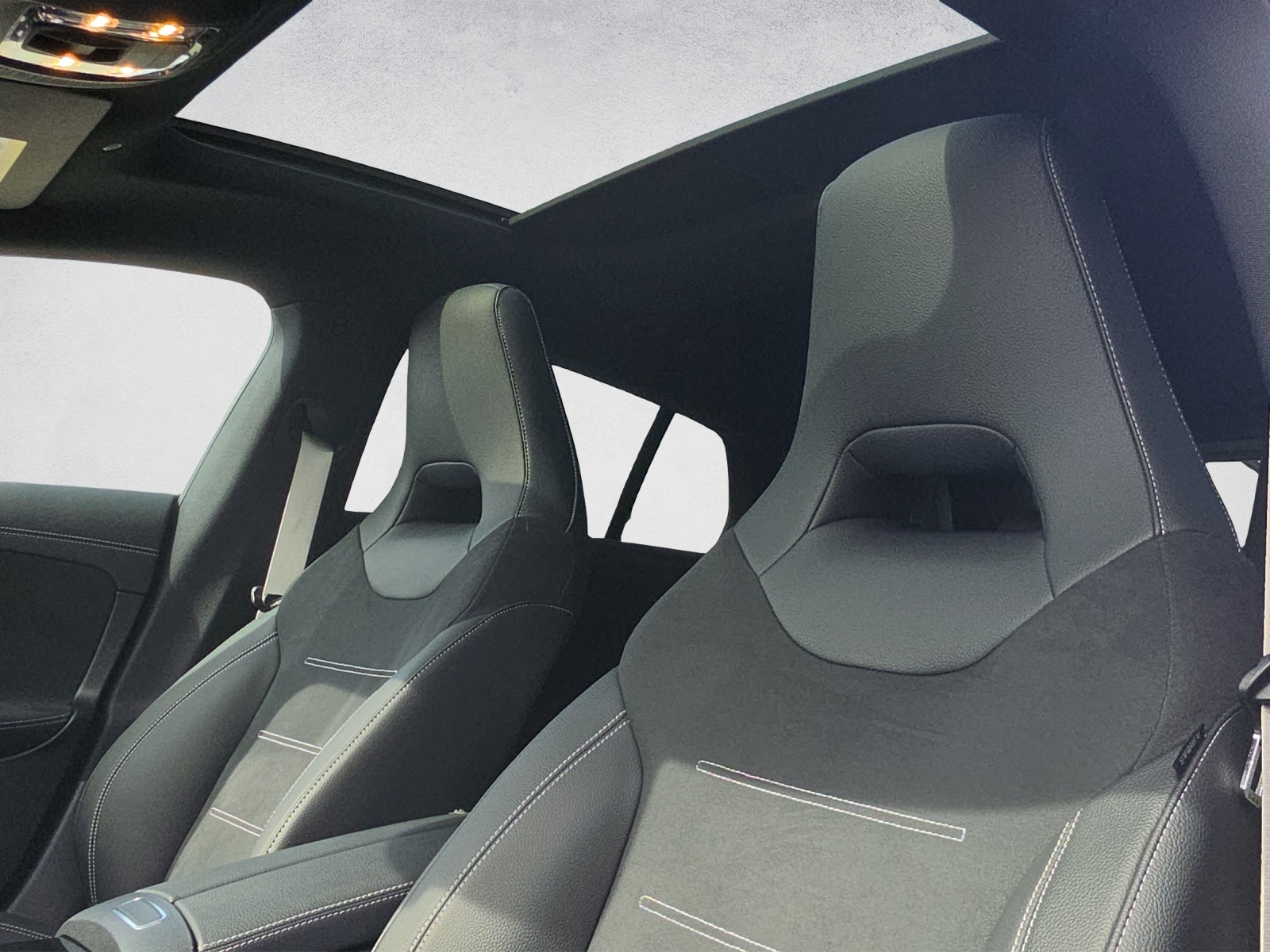 MERCEDES-BENZ CLA Shooting Brake 250 4Matic 8G-DCT-image-13