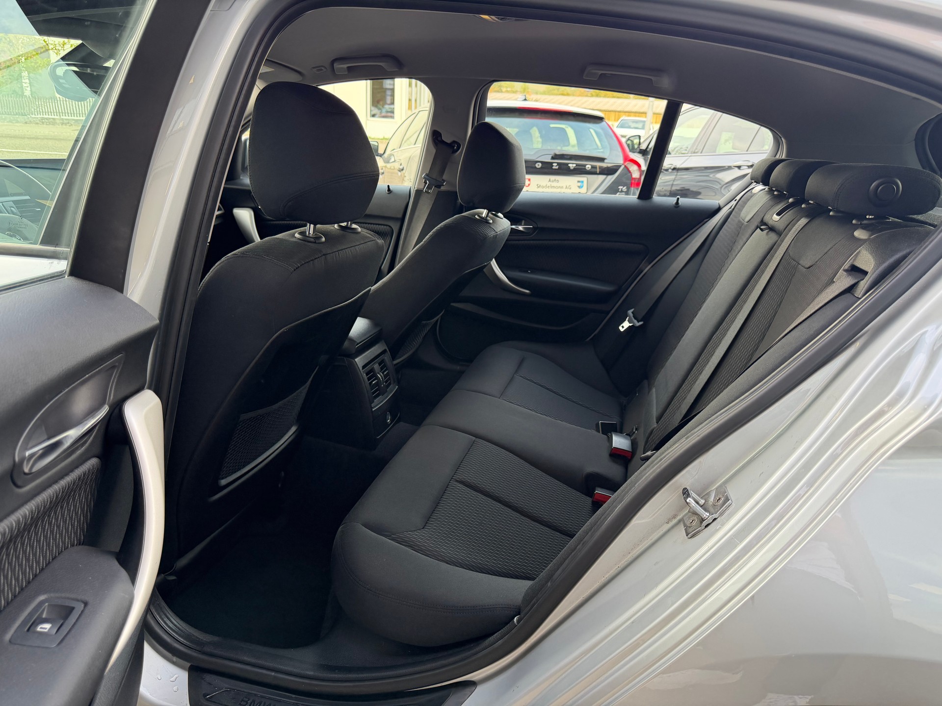 BMW 116i-image-18