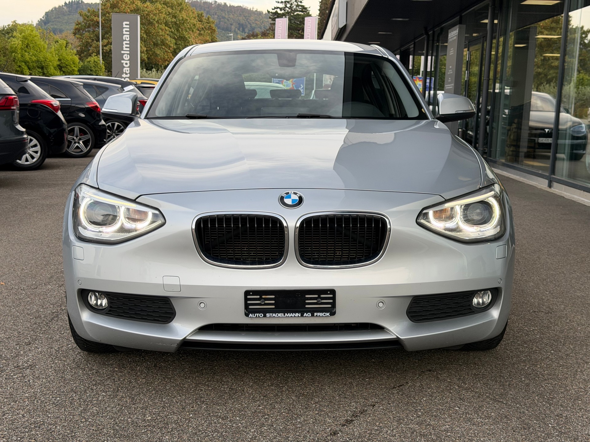 BMW 116i-image-9