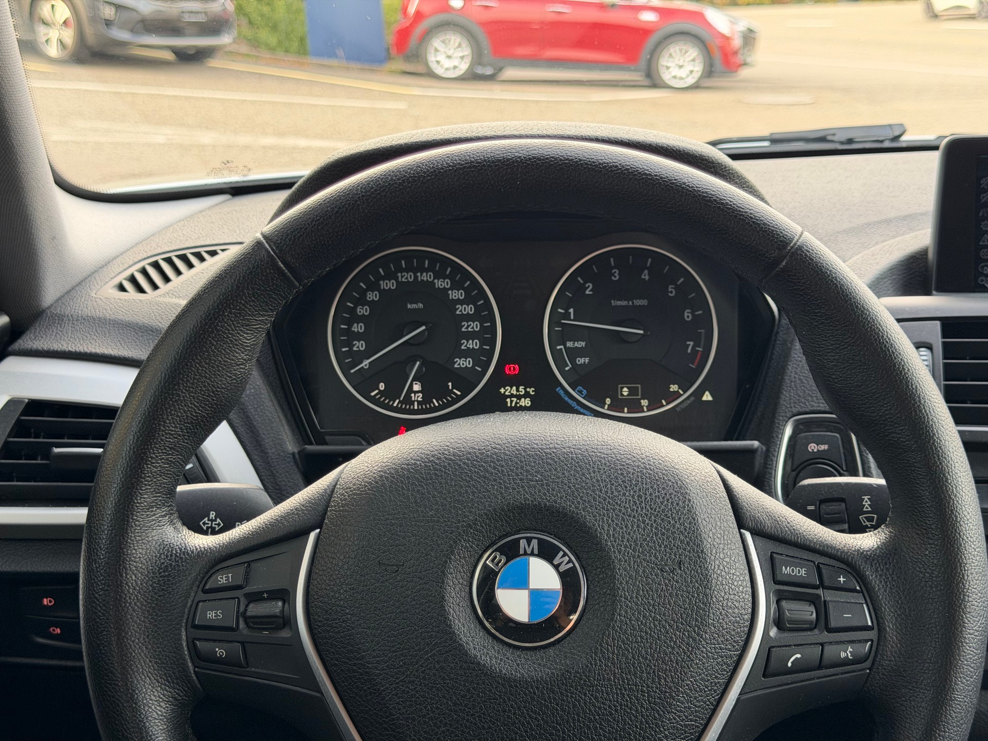 BMW 116i-image-13