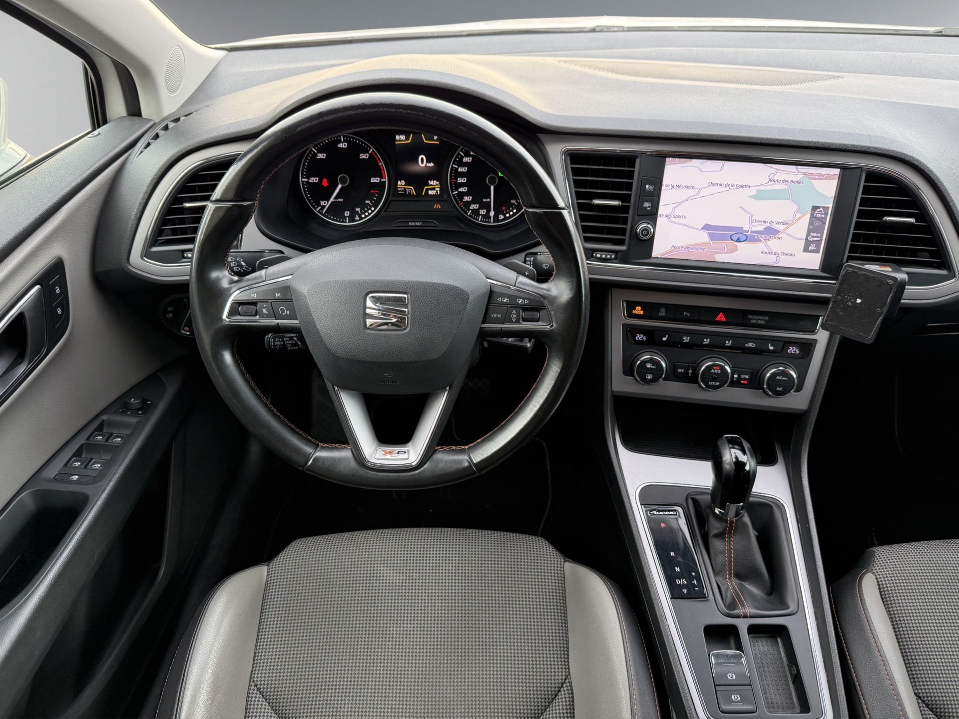 SEAT Leon ST 2.0 TDI CR X-Perience 4Drive DSG-image-13