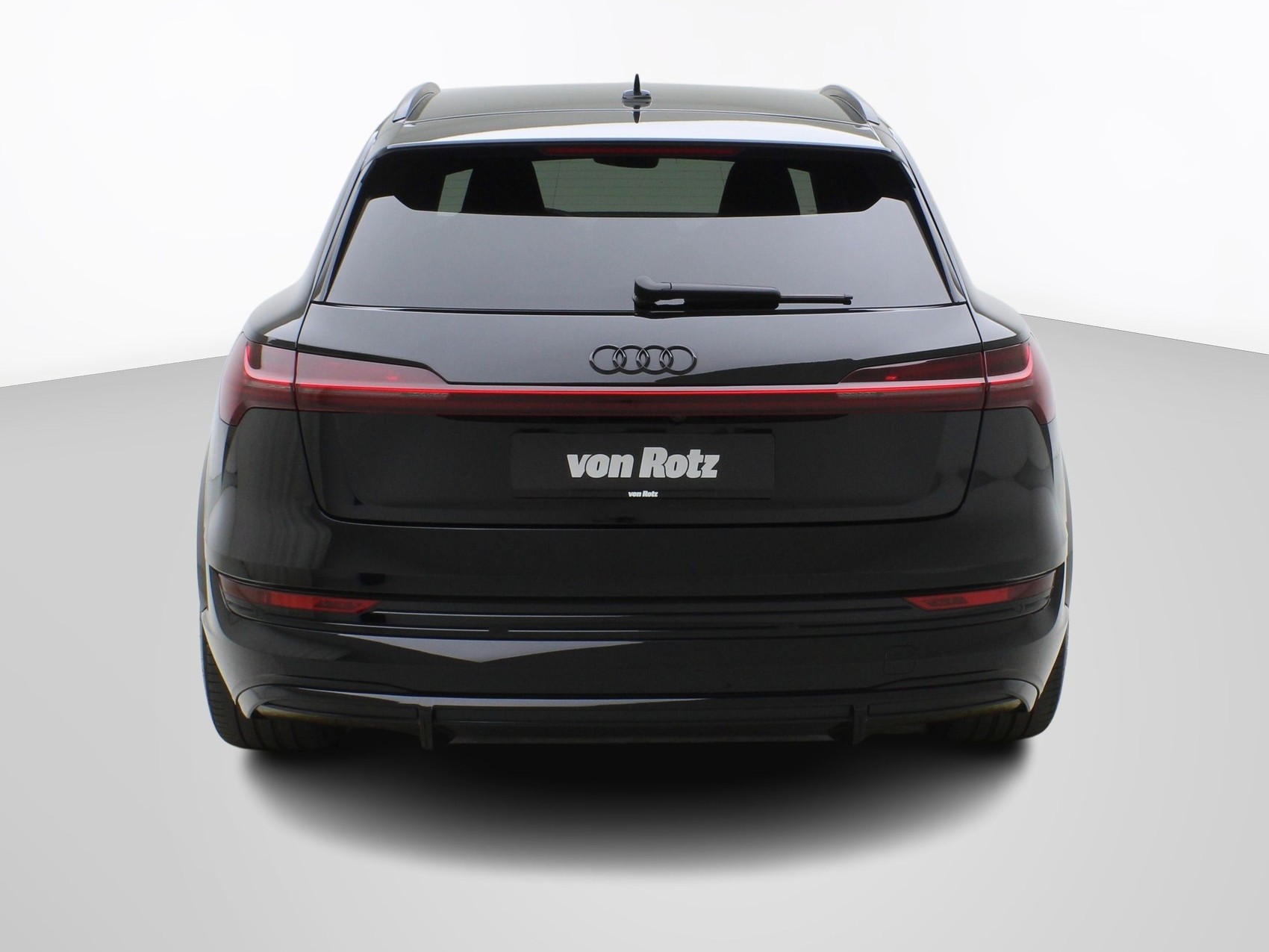 AUDI e-tron S quattro-image-3