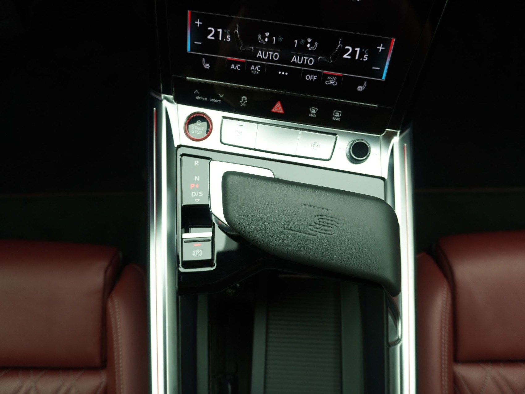 AUDI e-tron S quattro-image-15