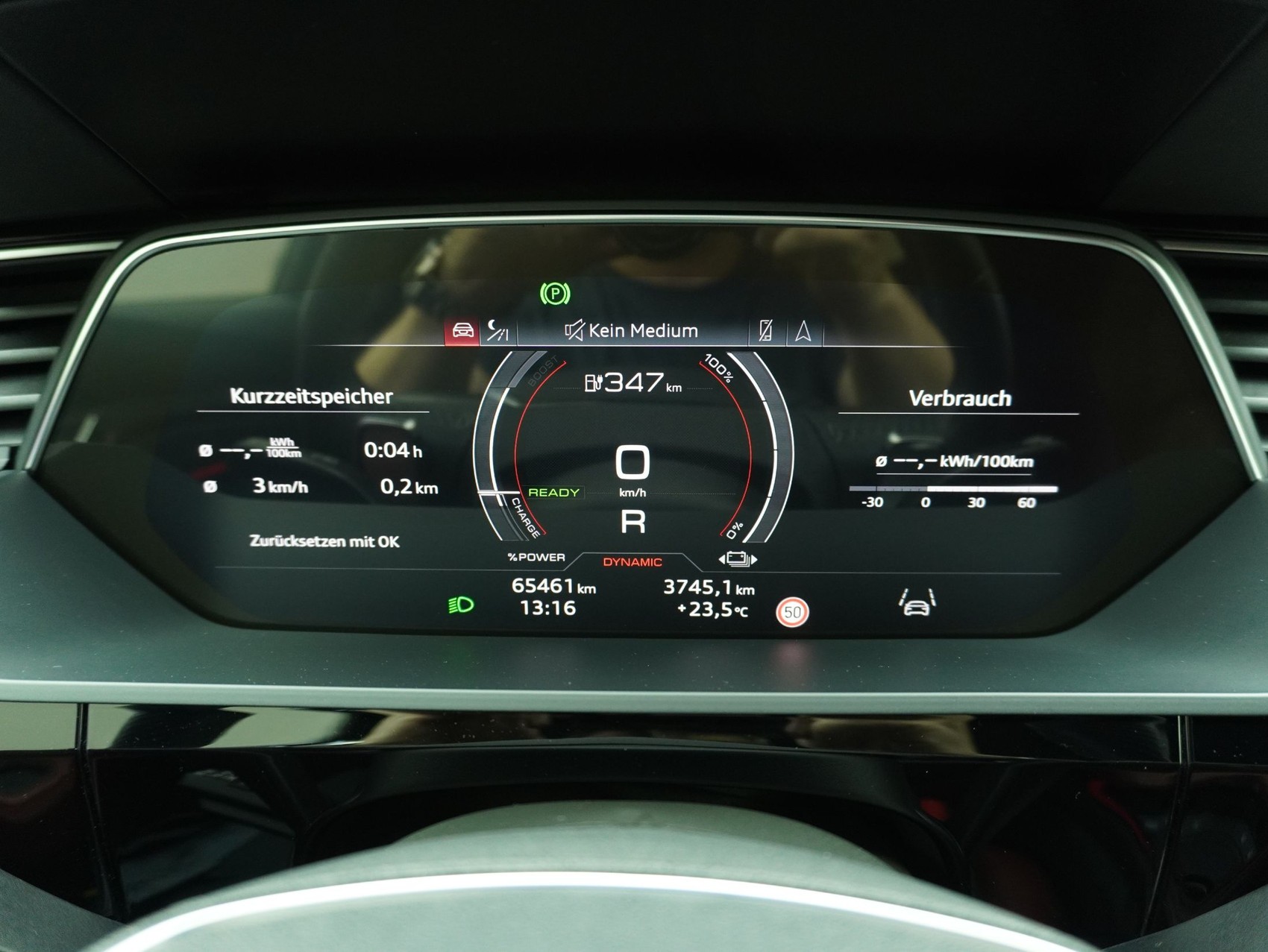 AUDI e-tron S quattro-image-16