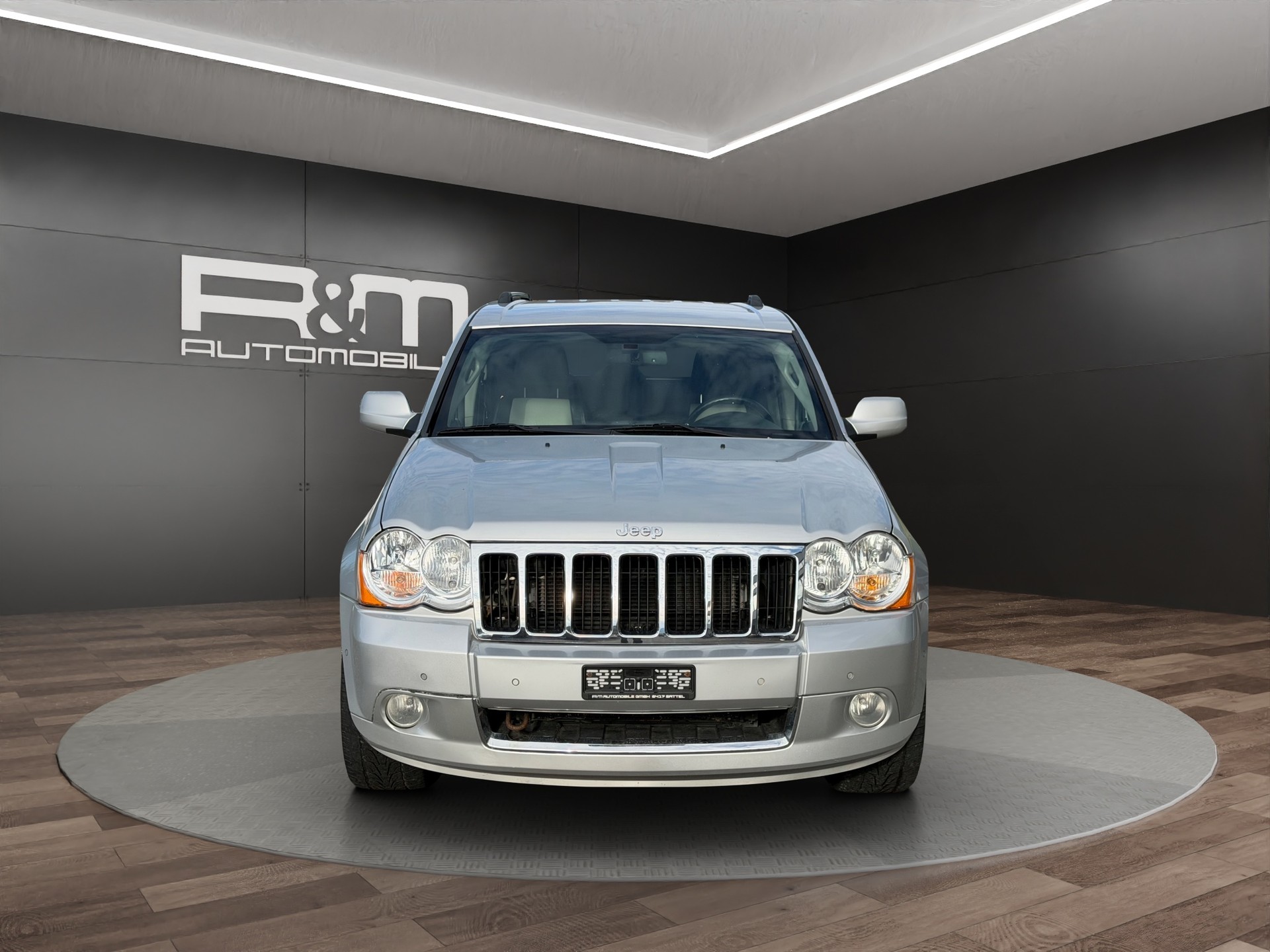 JEEP Grand Cherokee 3.0 CRD Laredo Automatic-image-1