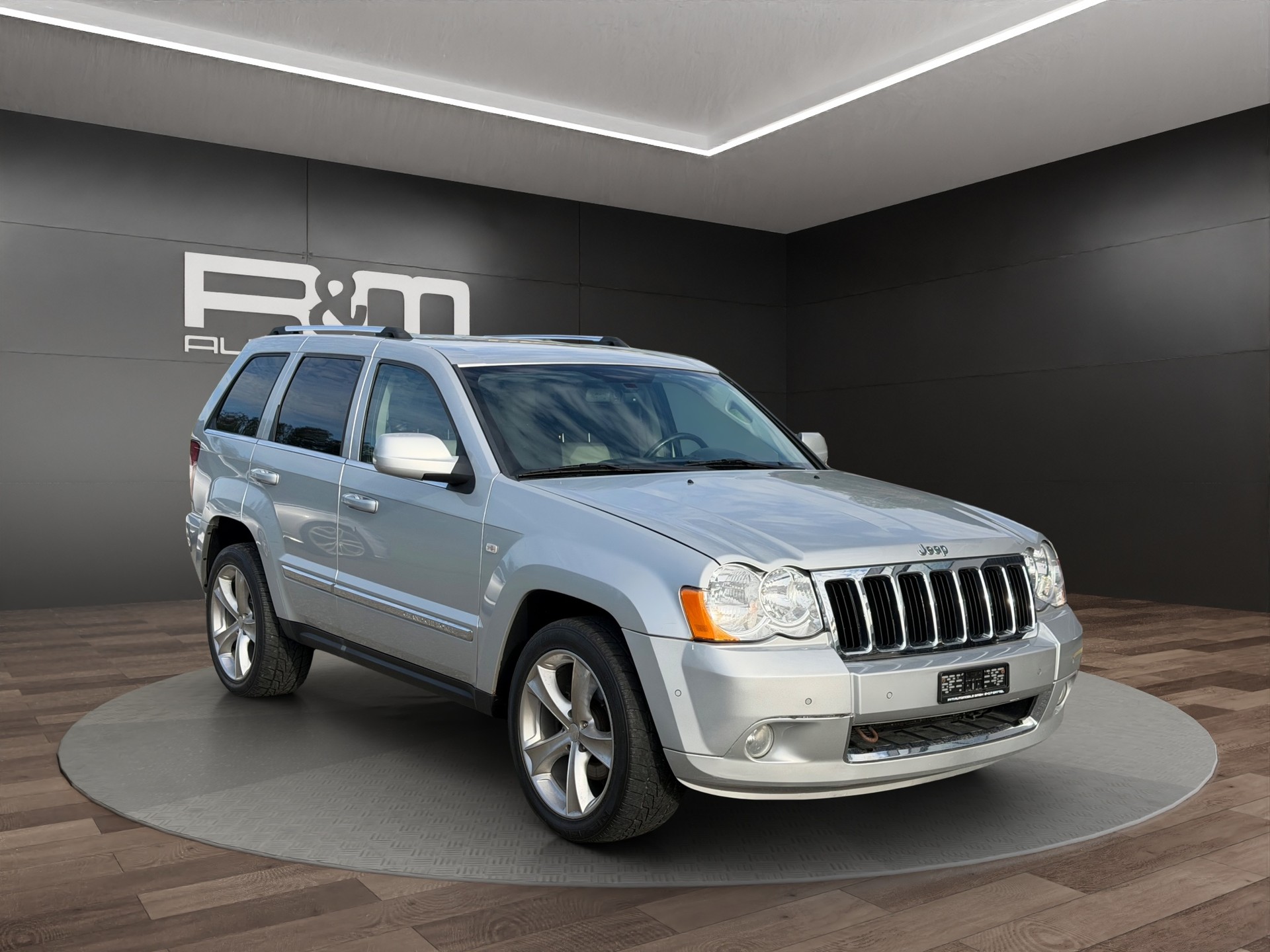 JEEP Grand Cherokee 3.0 CRD Laredo Automatic-image-0