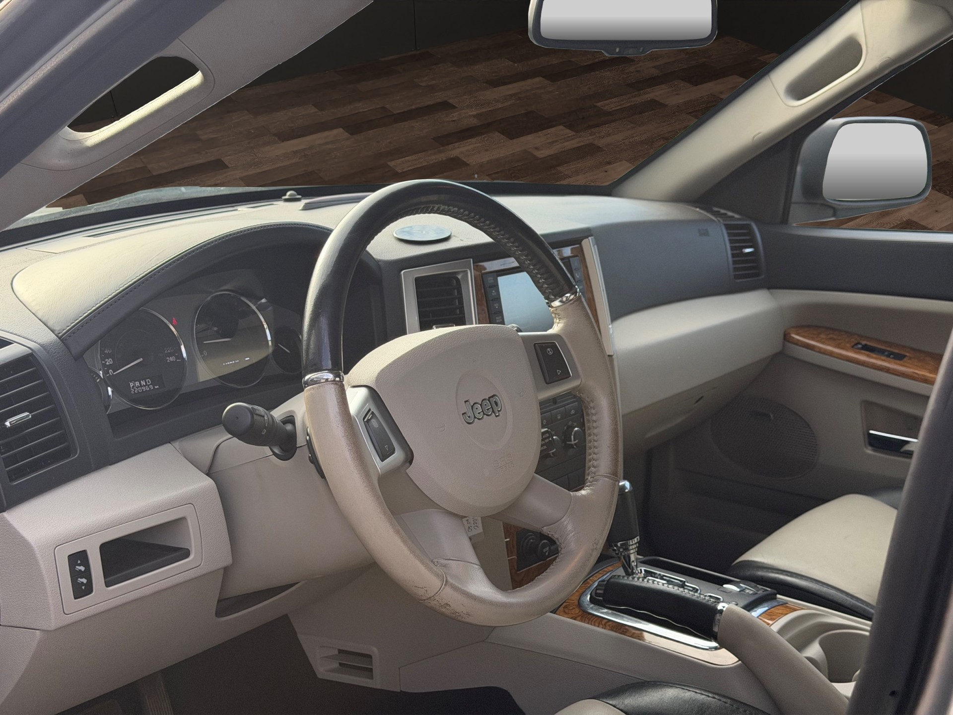 JEEP Grand Cherokee 3.0 CRD Laredo Automatic-image-14