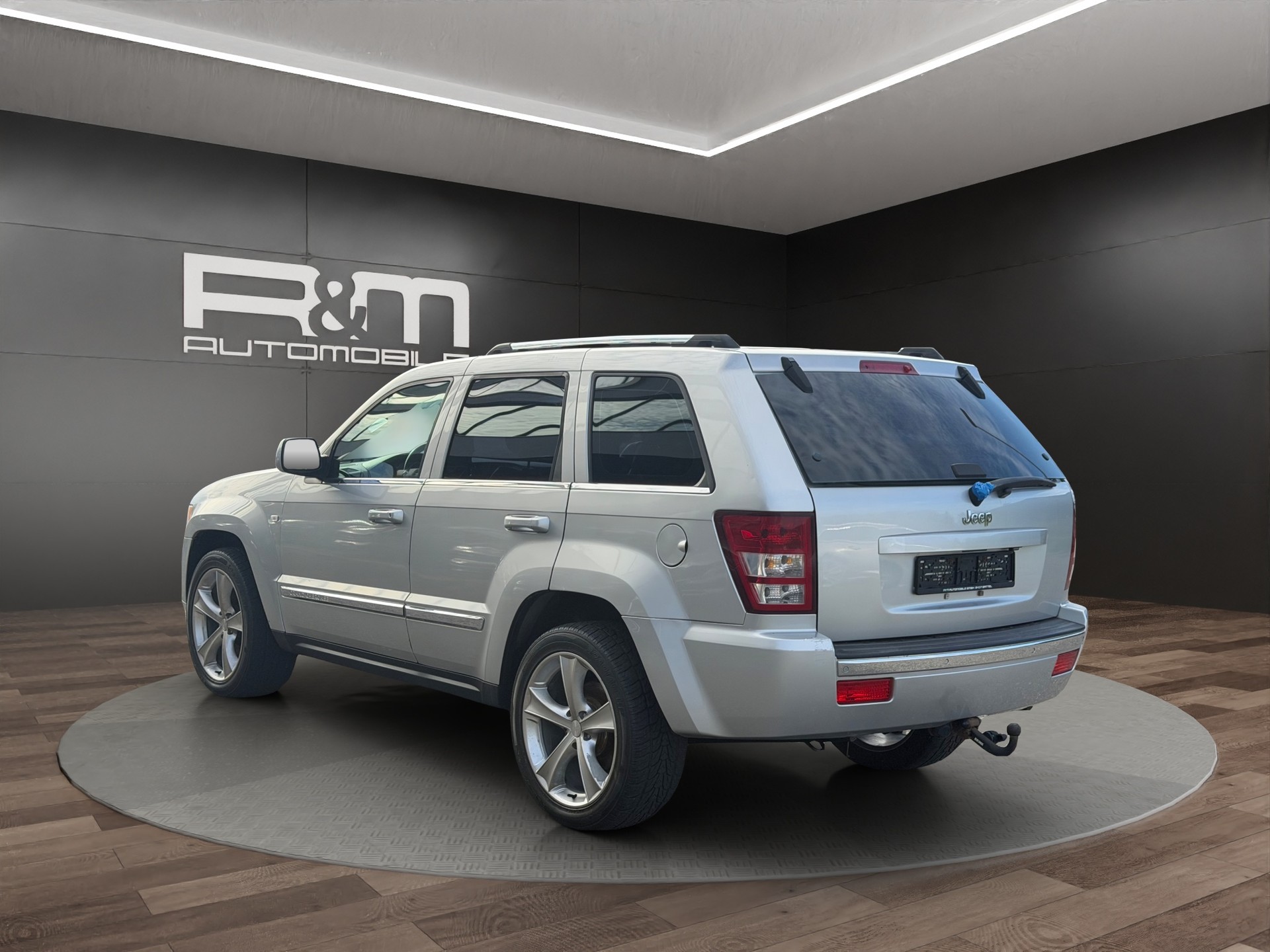 JEEP Grand Cherokee 3.0 CRD Laredo Automatic-image-5