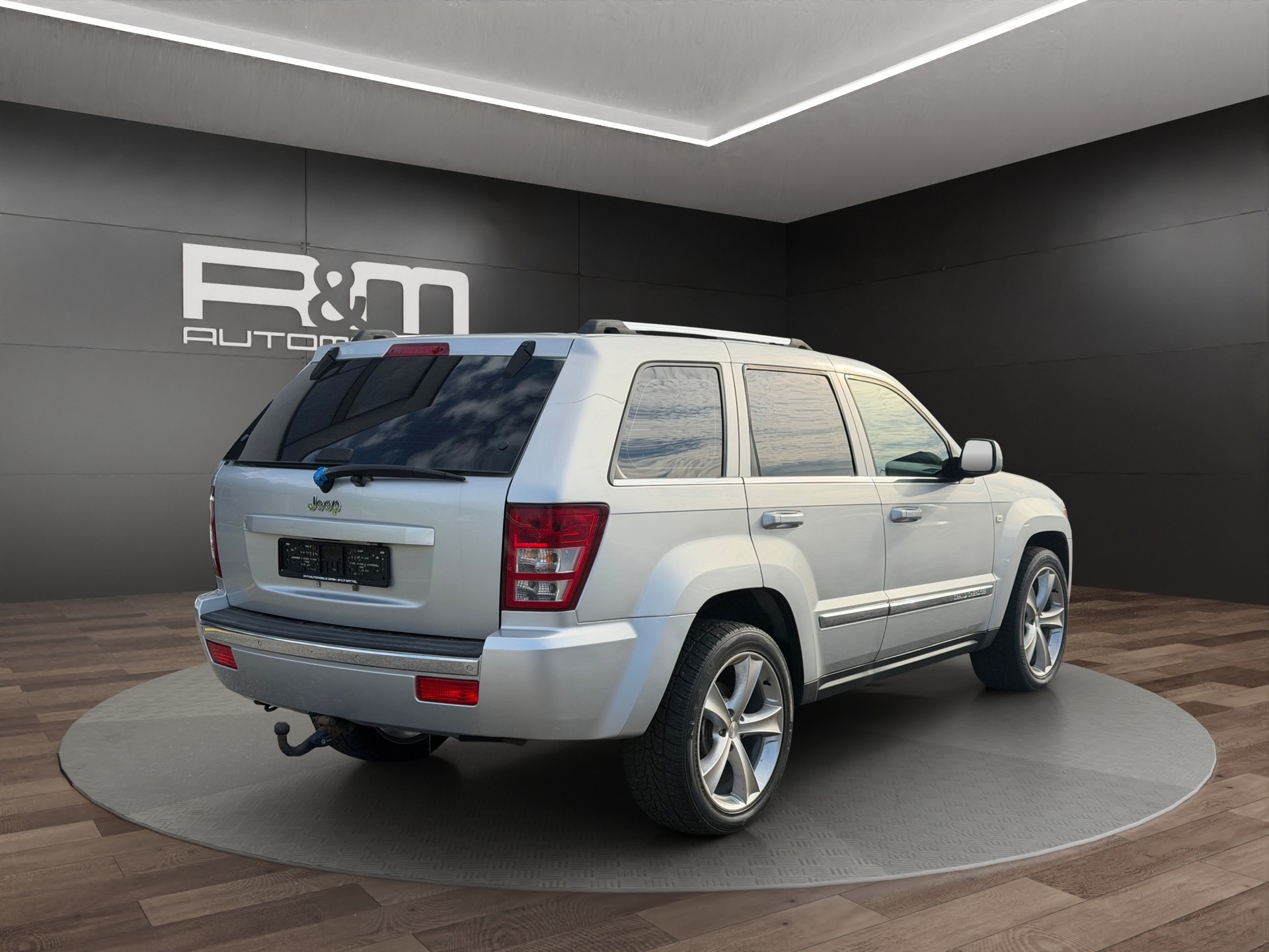 JEEP Grand Cherokee 3.0 CRD Laredo Automatic-image-3