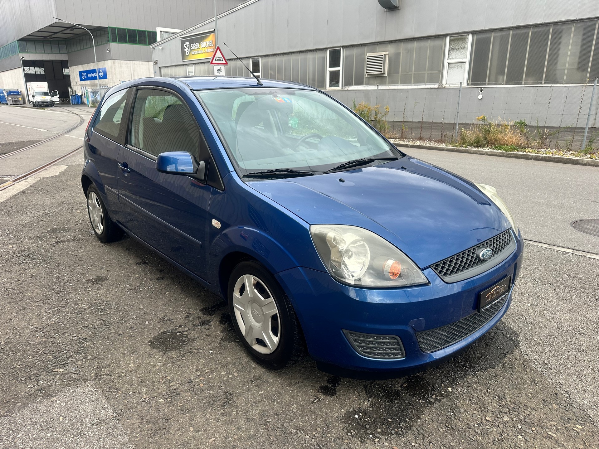 FORD Fiesta 1.4 16V Ambiente-image-1