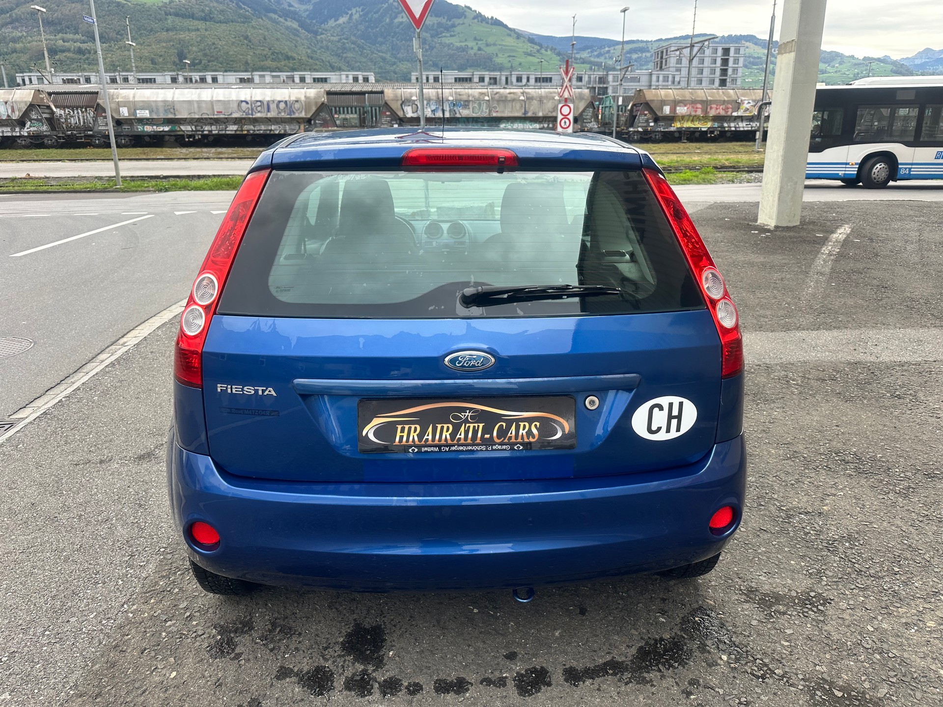 FORD Fiesta 1.4 16V Ambiente-image-5