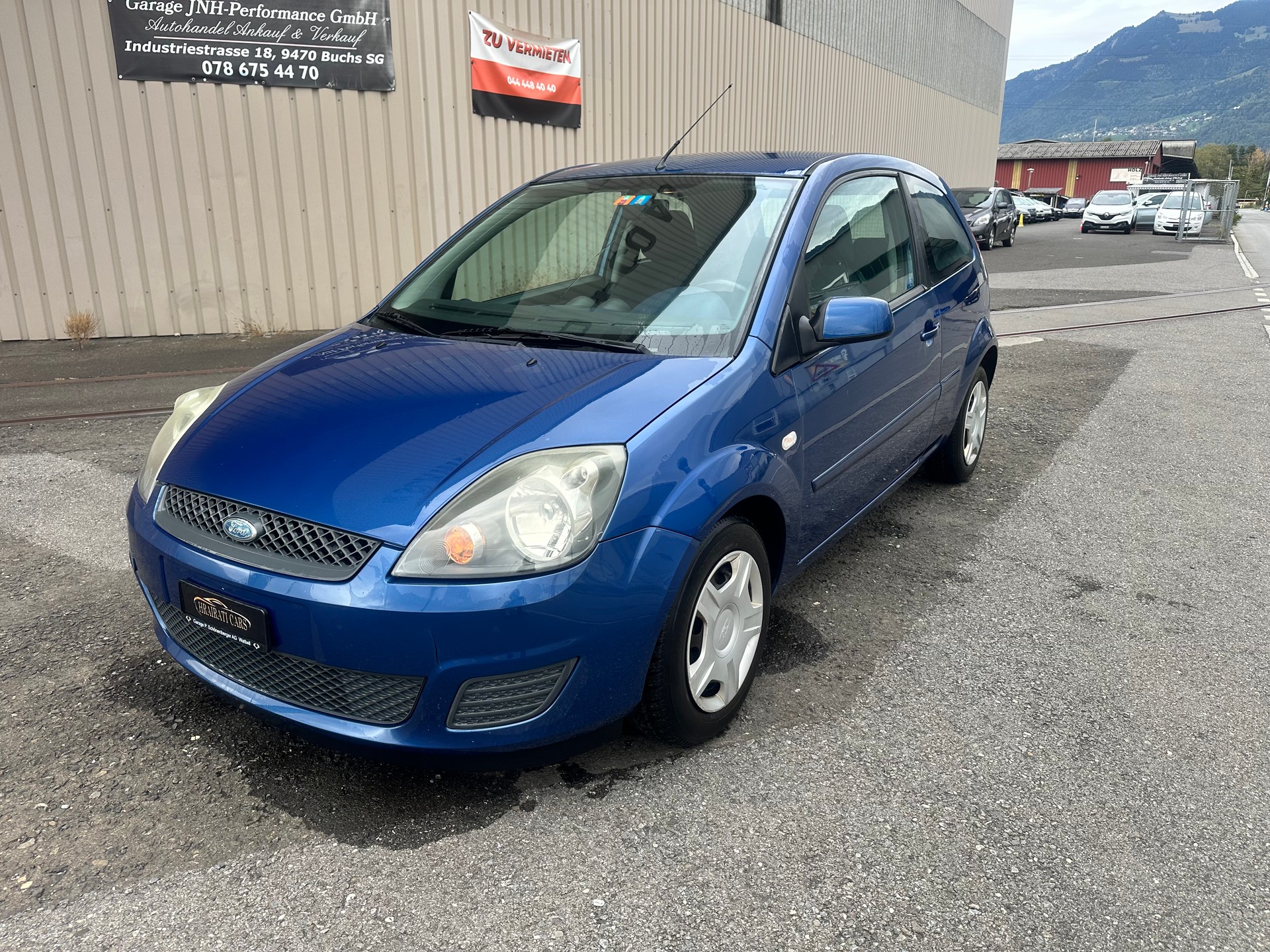 FORD Fiesta 1.4 16V Ambiente-image-2