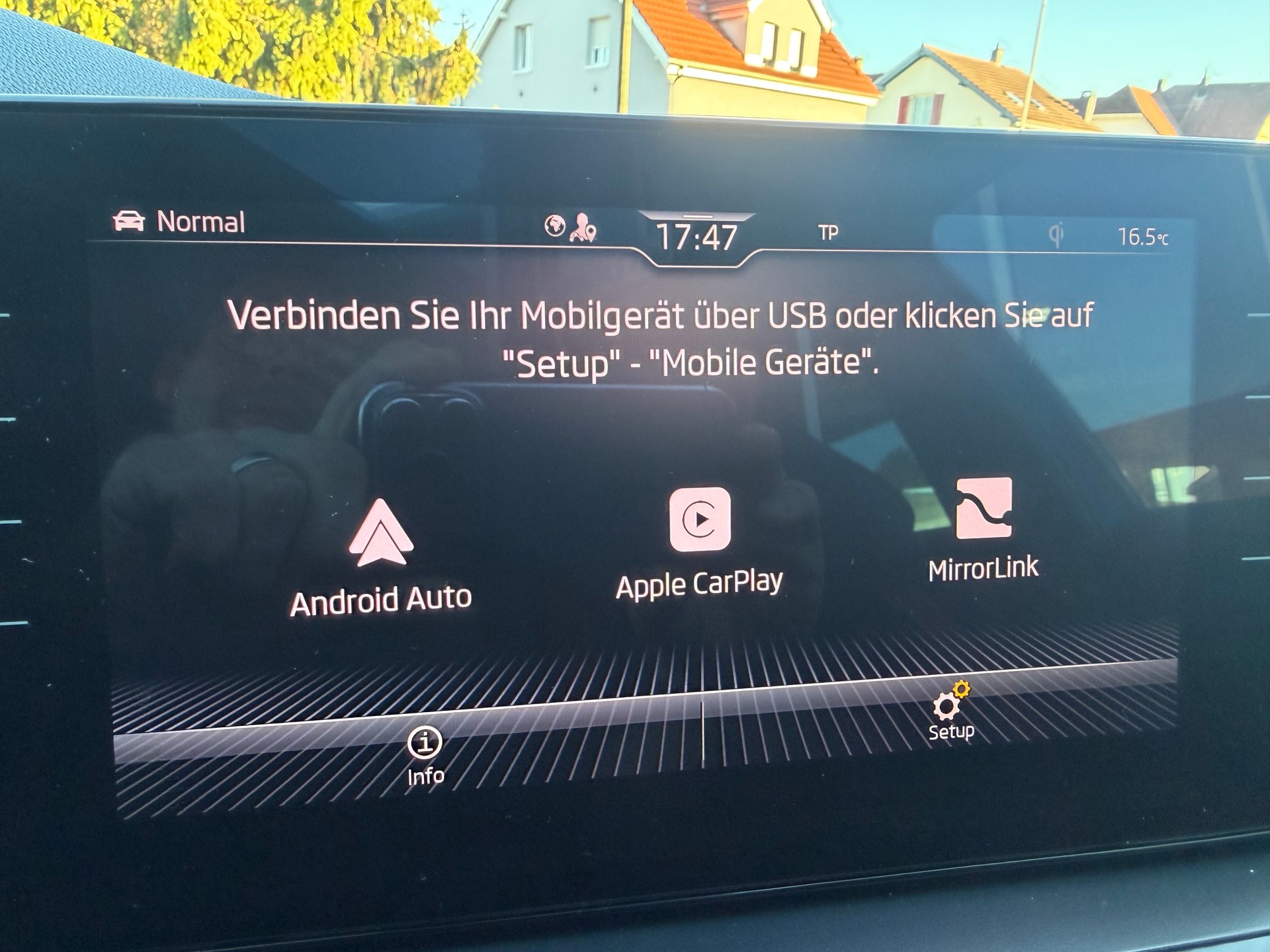 SKODA Kamiq 1.0 TSI Monte Carlo DSG-image-13