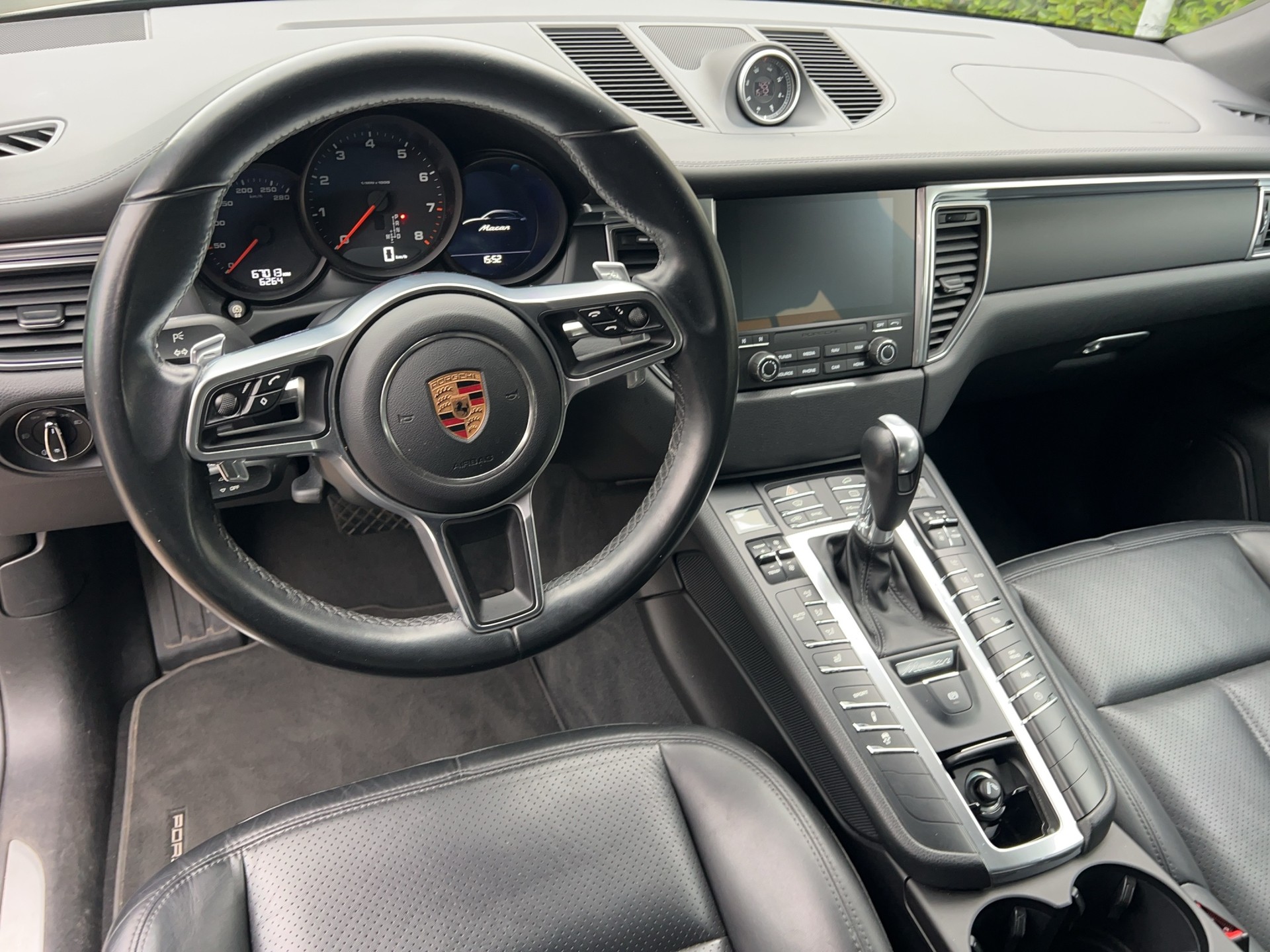 PORSCHE Macan PDK-image-15