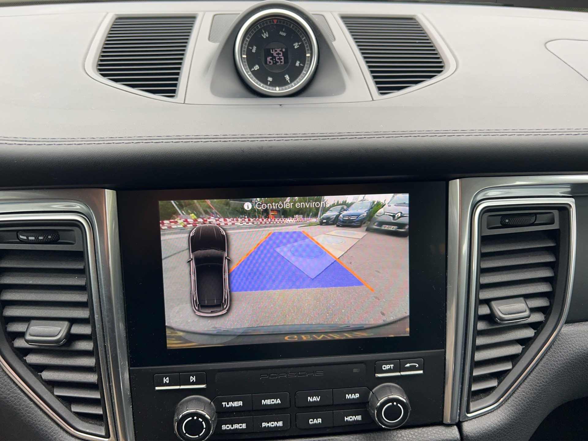 PORSCHE Macan PDK-image-22