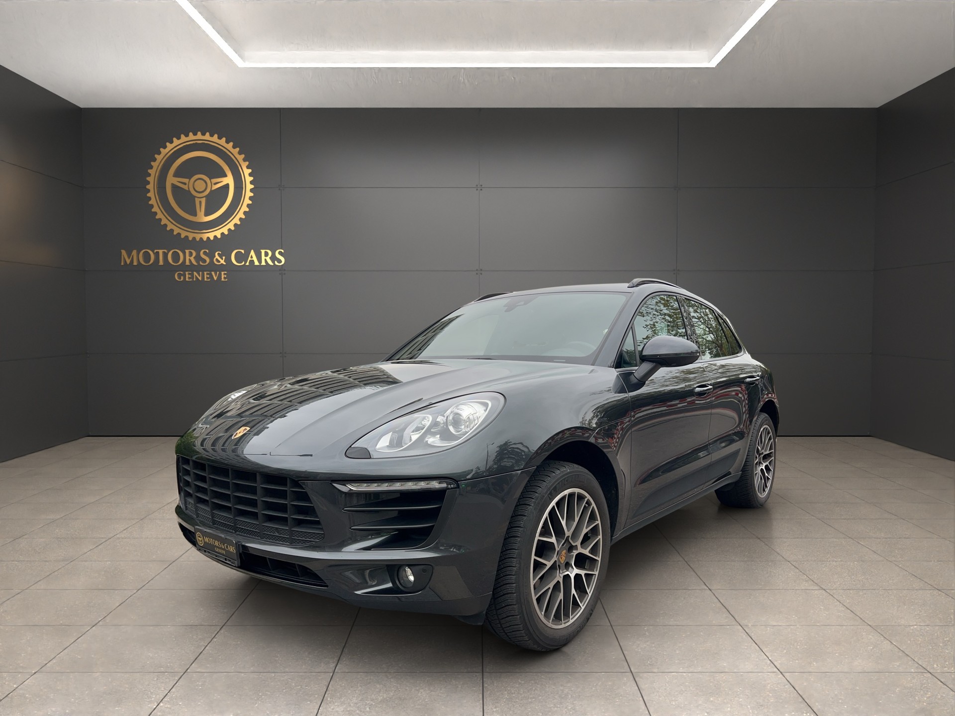 PORSCHE Macan PDK-image-0