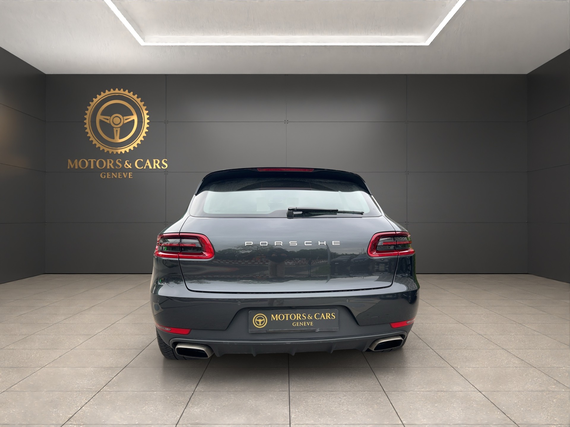PORSCHE Macan PDK-image-1