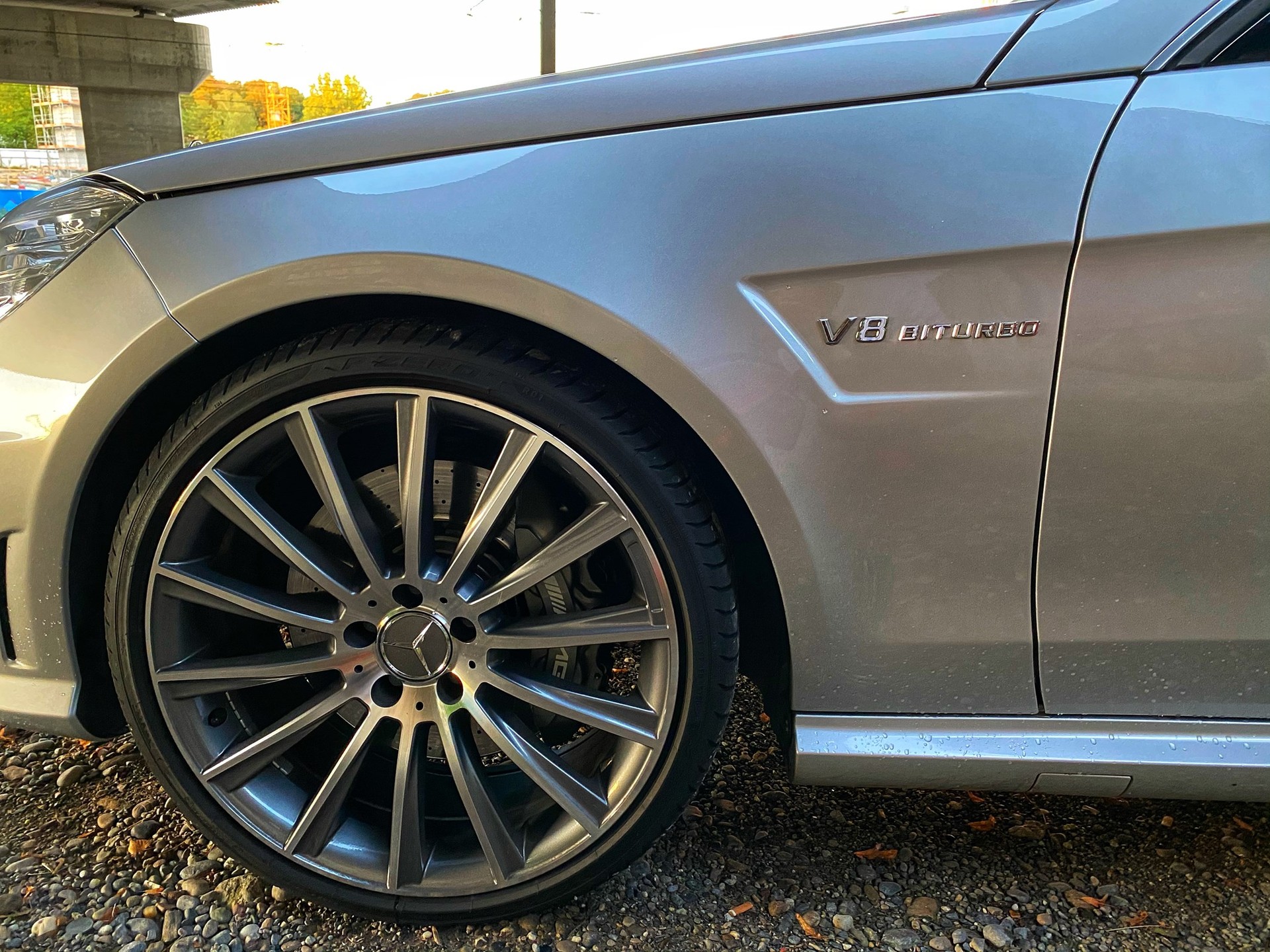 MERCEDES-BENZ E 63 CGI AMG 7G-Tronic-image-2