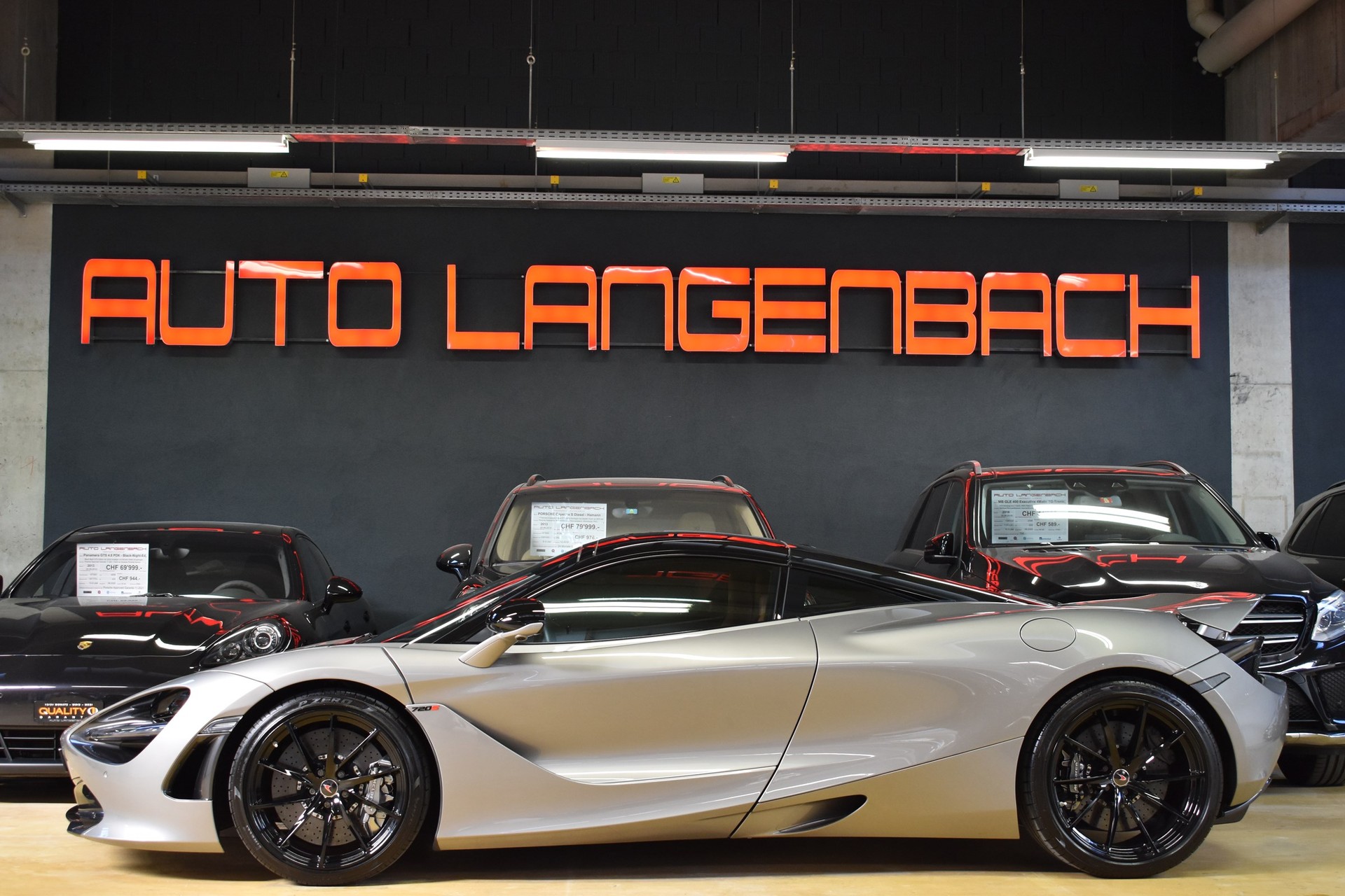 McLAREN 720S Coupé Luxury 4.0 V8 SSG-image-11