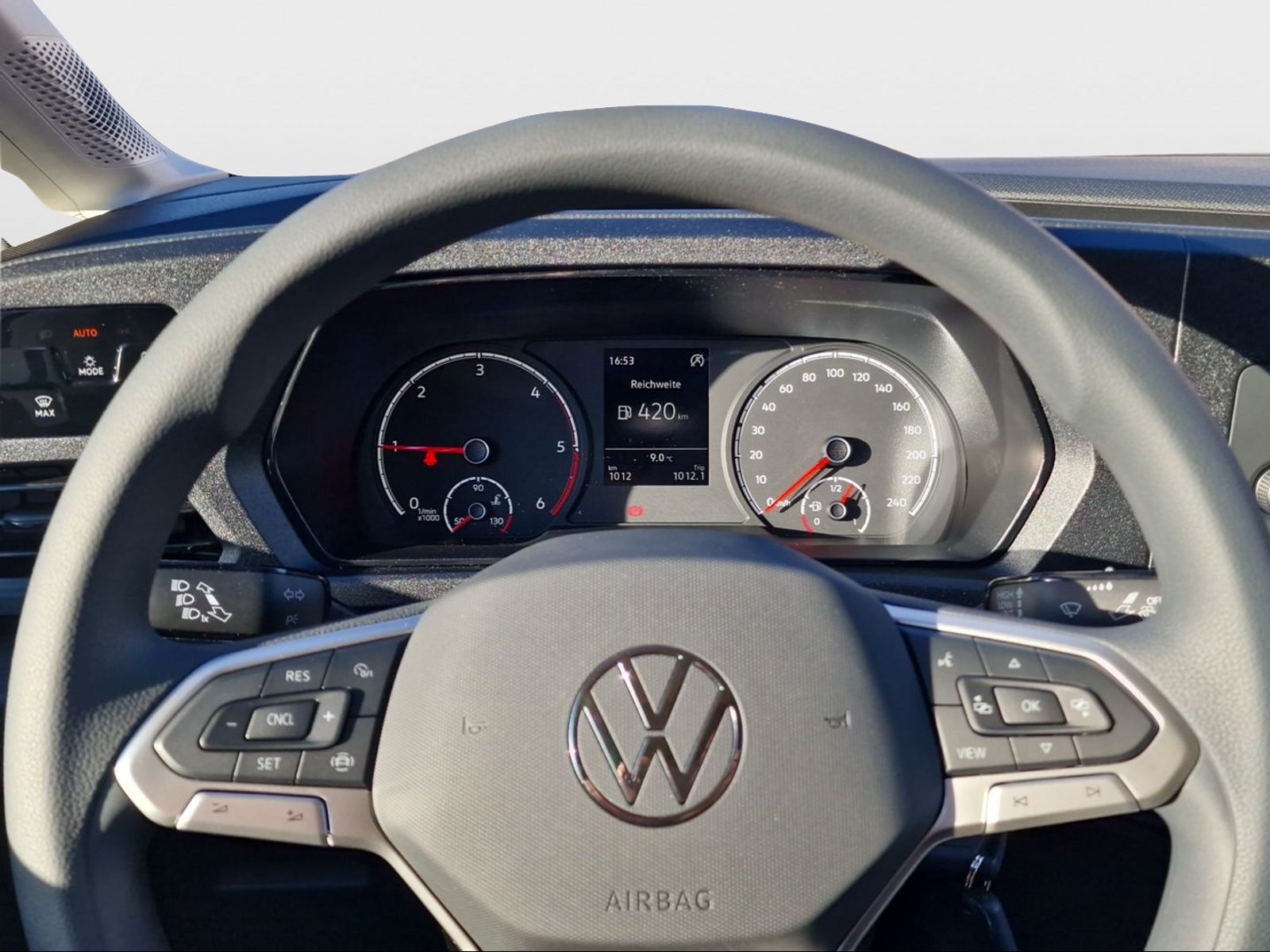 VW Caddy Cargo 2.0TDI 4Motion-image-4