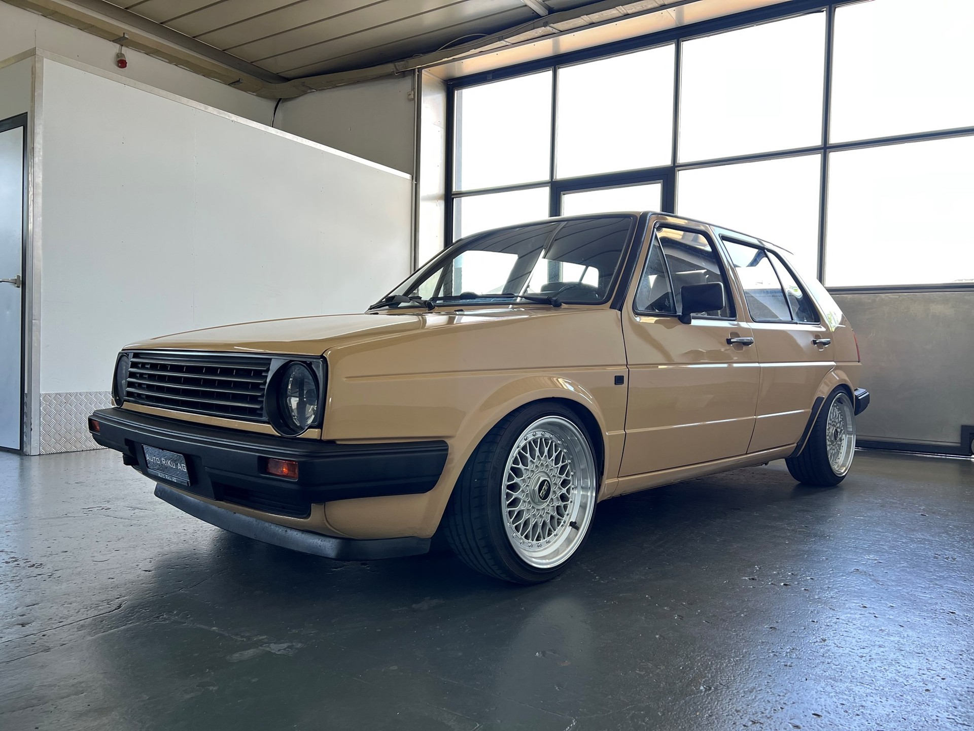 VW Golf 1600 CL-image-6
