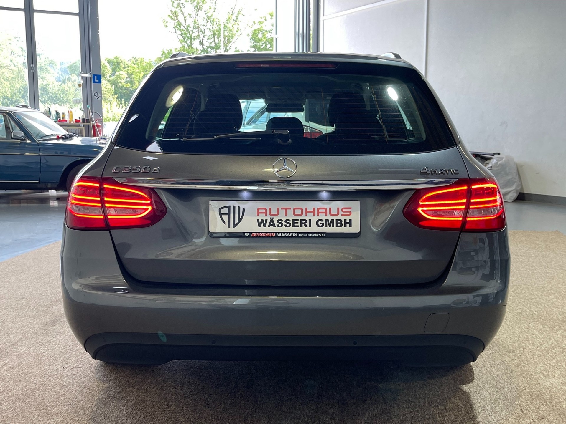 MERCEDES-BENZ C 250 d Avantgarde 4Matic 9G-Tronic-image-5