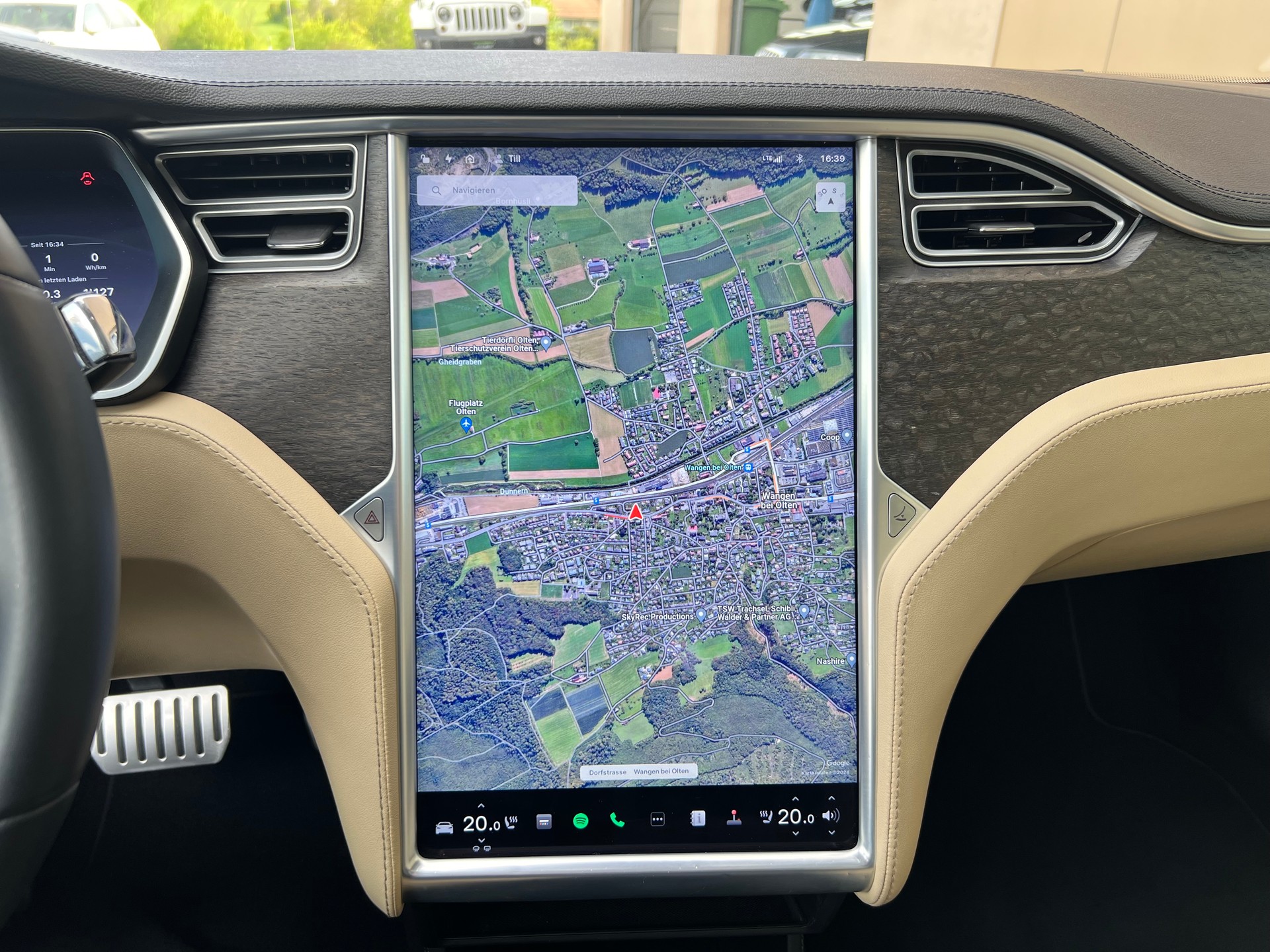 TESLA Model S 85 Signature Performance 85-image-17