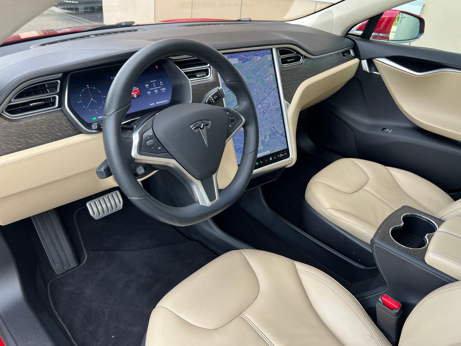 TESLA Model S 85 Signature Performance 85-image-13
