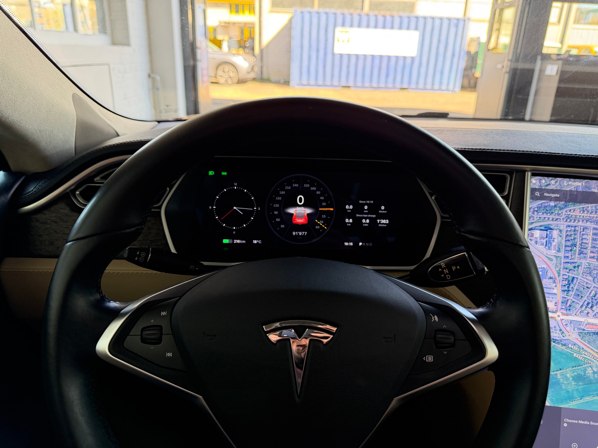 TESLA Model S 85 Signature Performance 85-image-15