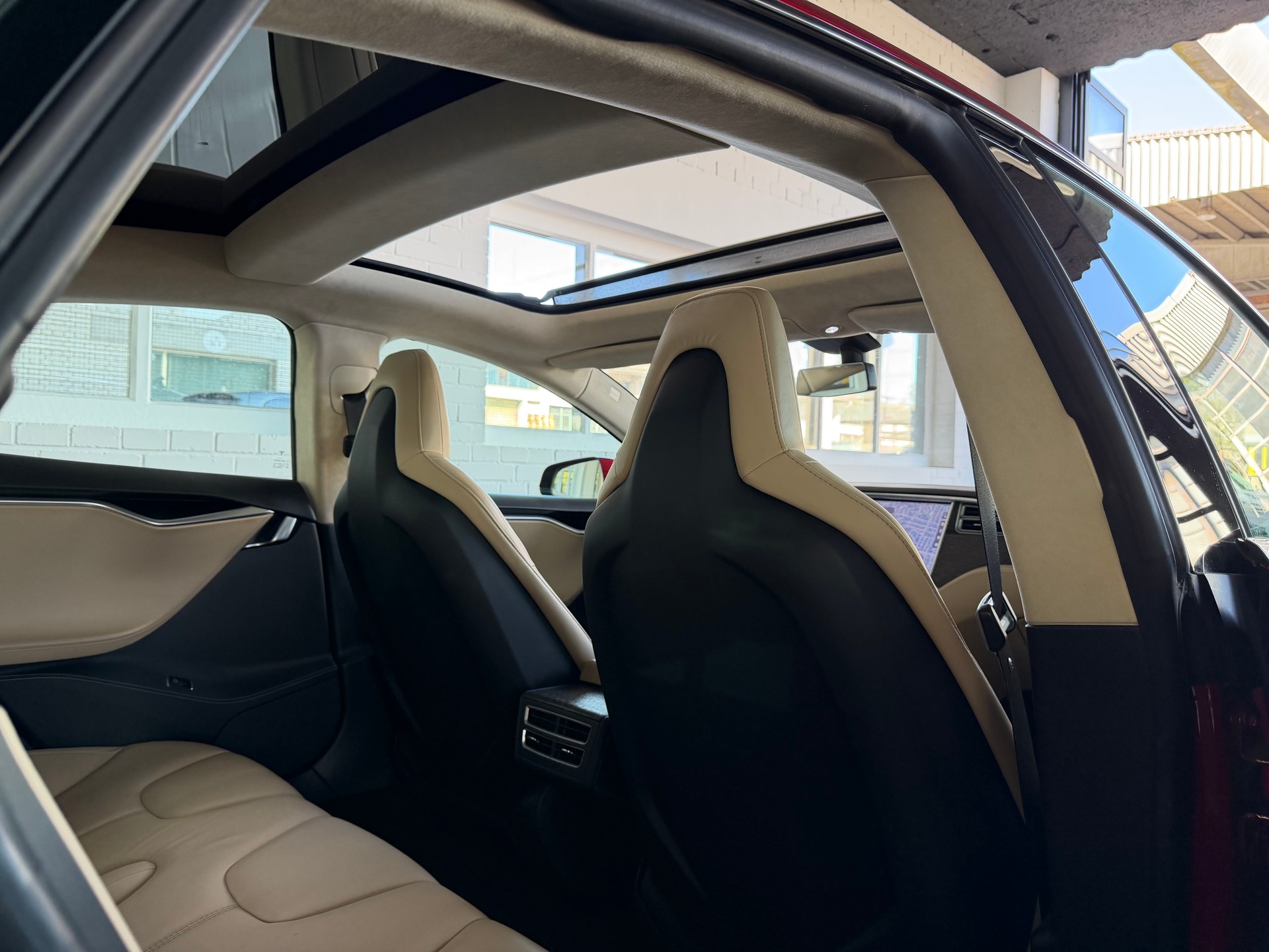 TESLA Model S 85 Signature Performance 85-image-9