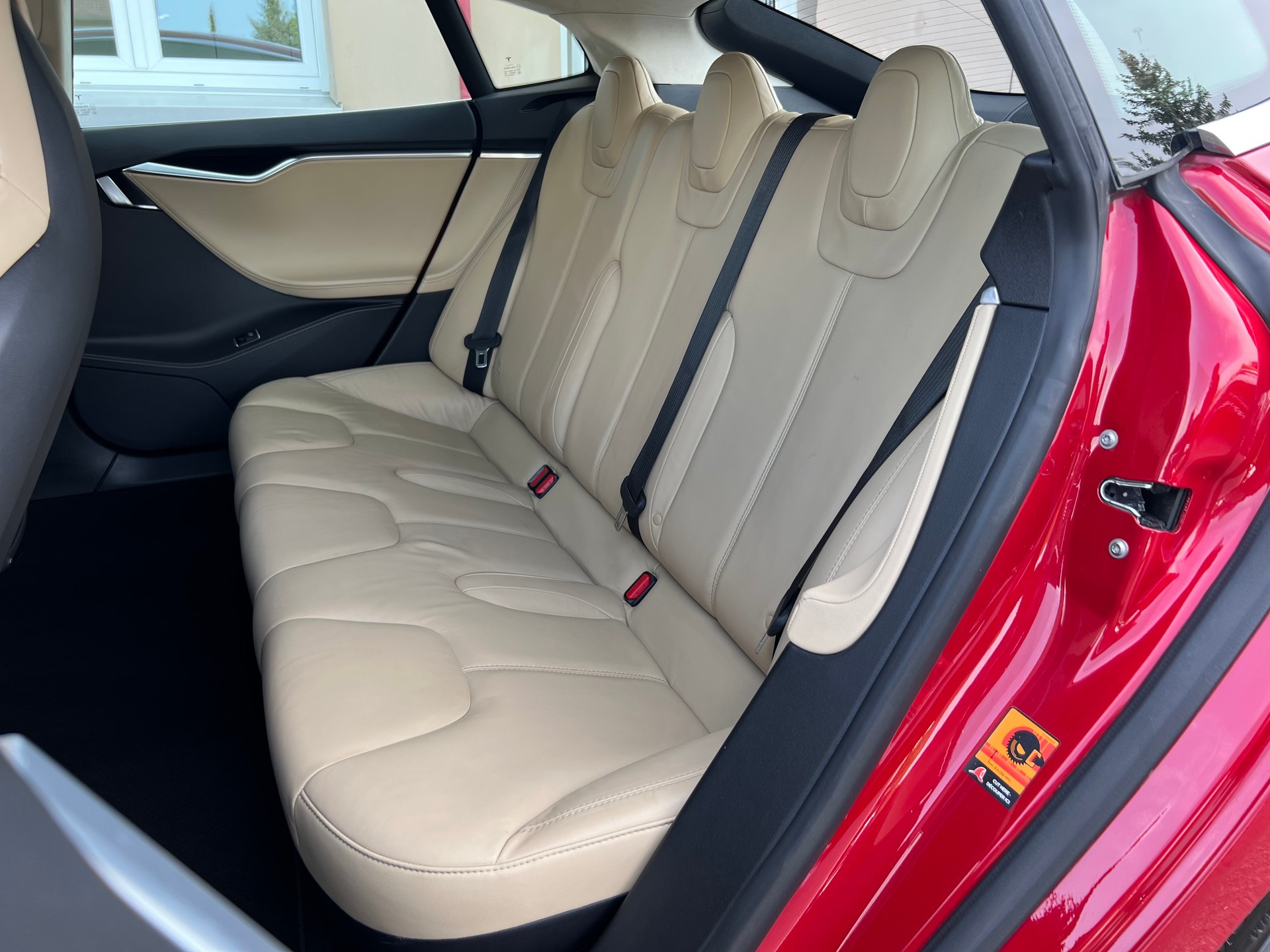 TESLA Model S 85 Signature Performance 85-image-24