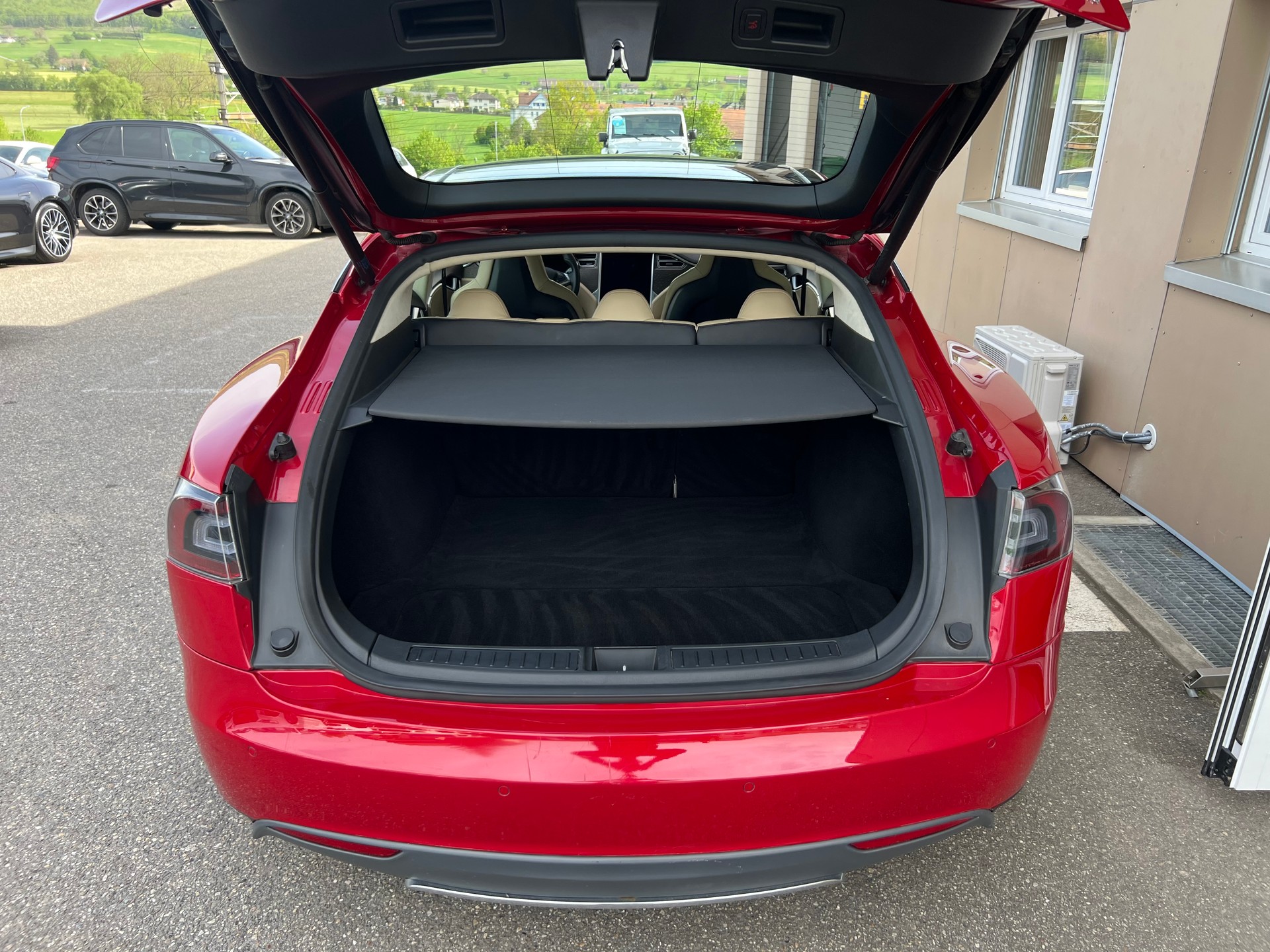 TESLA Model S 85 Signature Performance 85-image-25