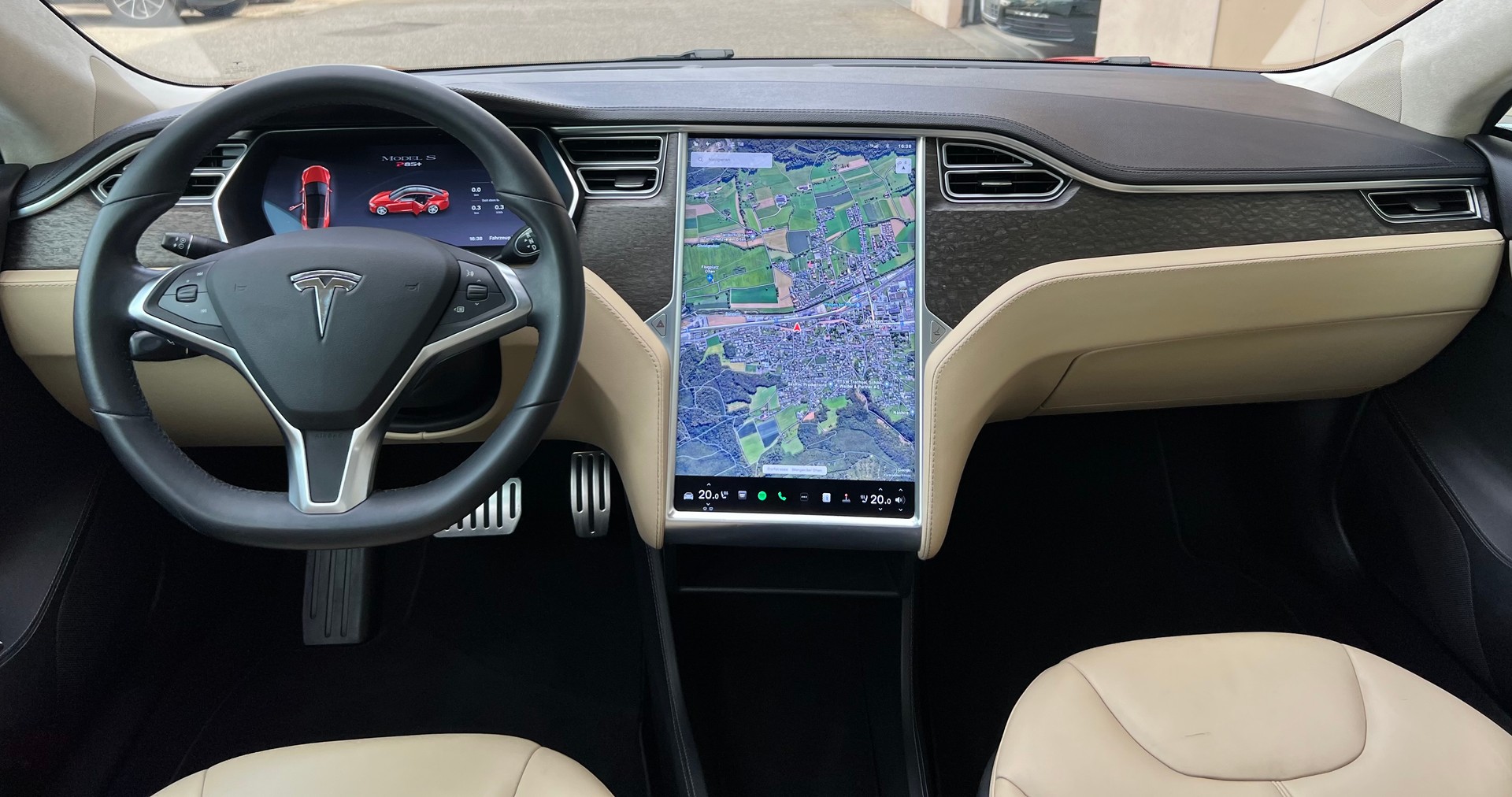 TESLA Model S 85 Signature Performance 85-image-15