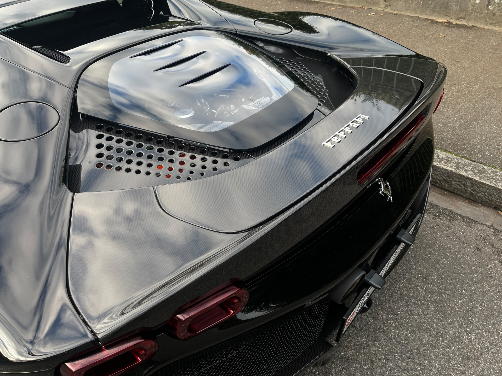 FERRARI SF90 Stradale "Assetto Fiorano"-image-12