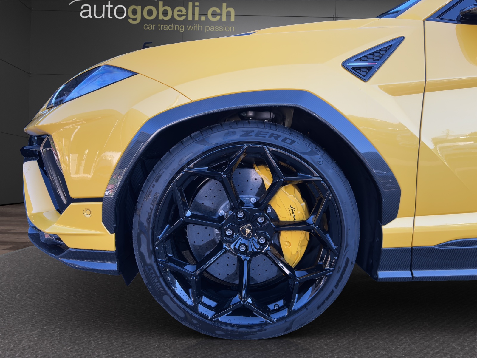 LAMBORGHINI Urus E-Gear Performante-image-13