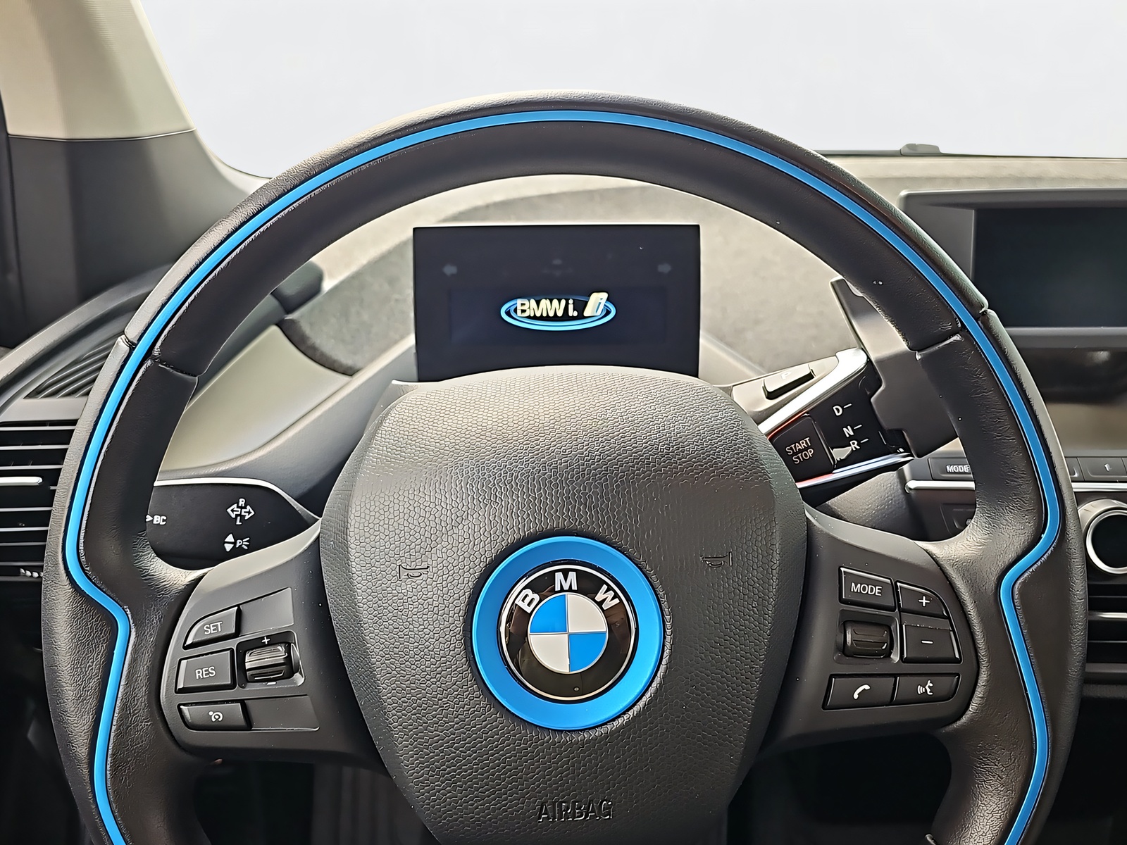BMW i3 (120Ah) Fleet Edition-image-15