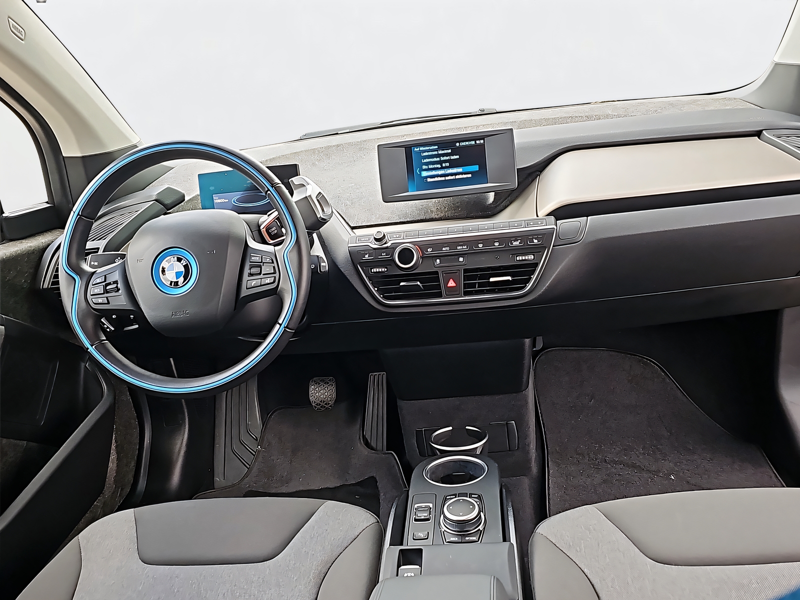 BMW i3 (120Ah) Fleet Edition-image-10